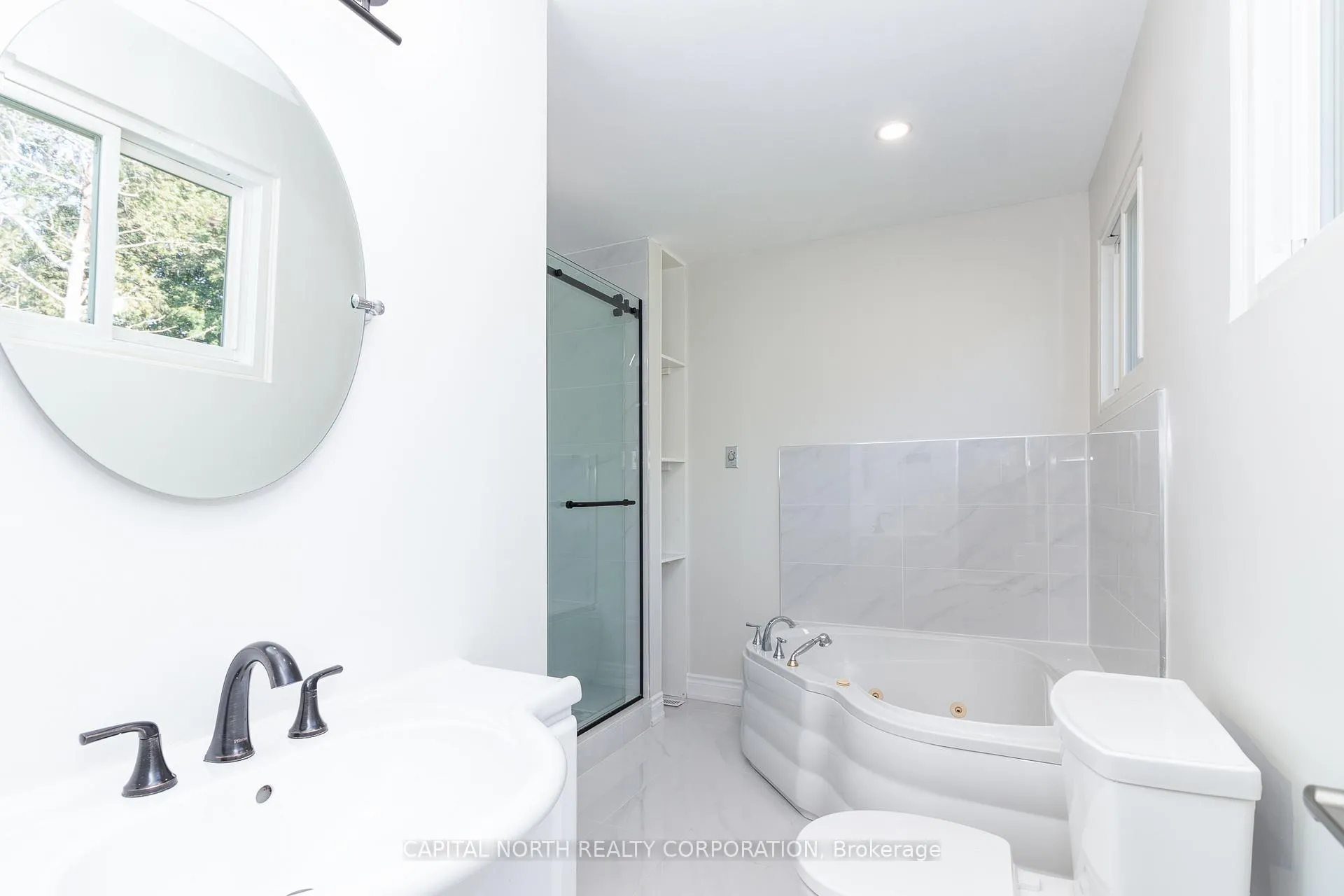 Photo 16 of 283 Crestwood Road, Caledon, Bolton North — HOMEH