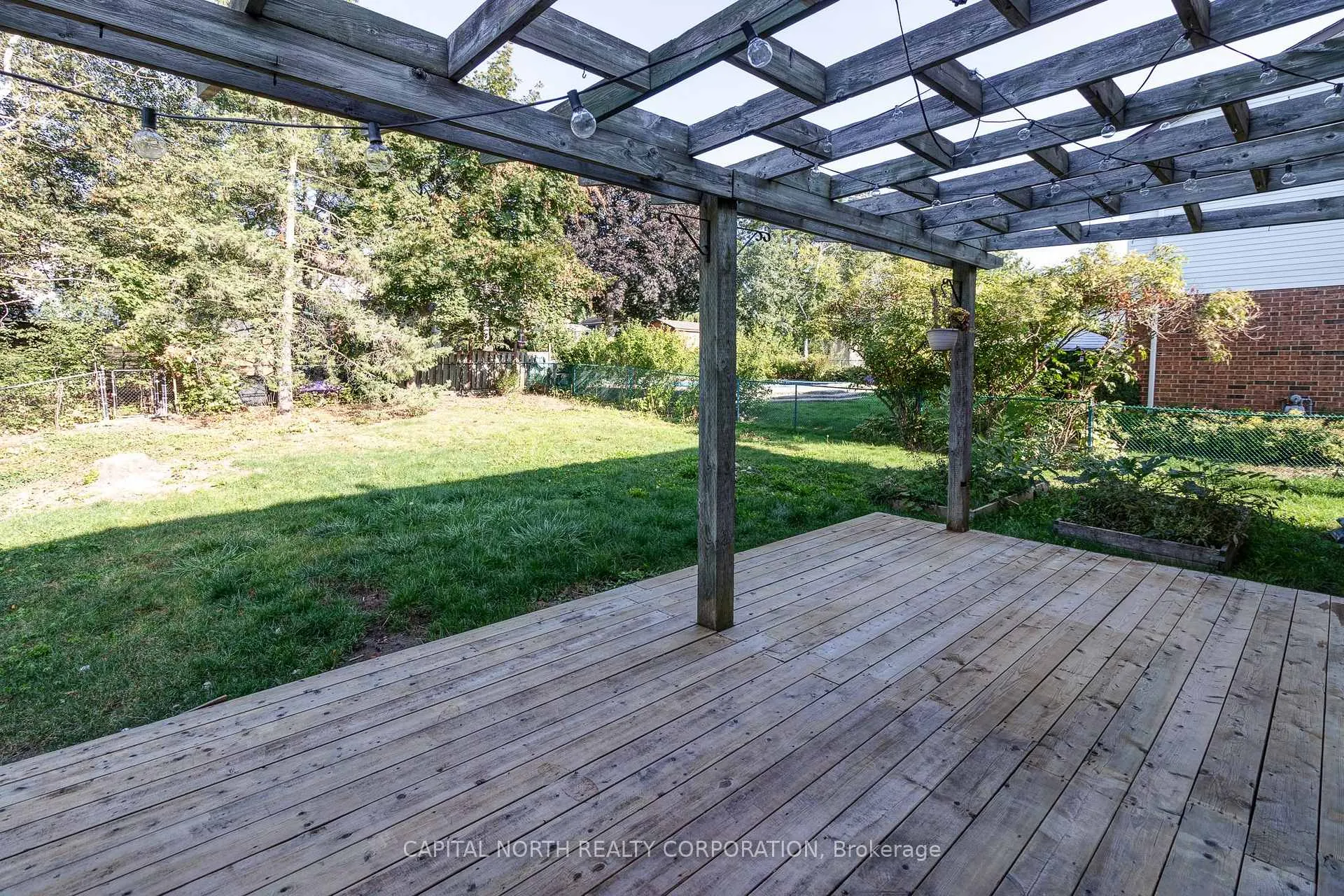 Photo 27 of 283 Crestwood Road, Caledon, Bolton North — HOMEH