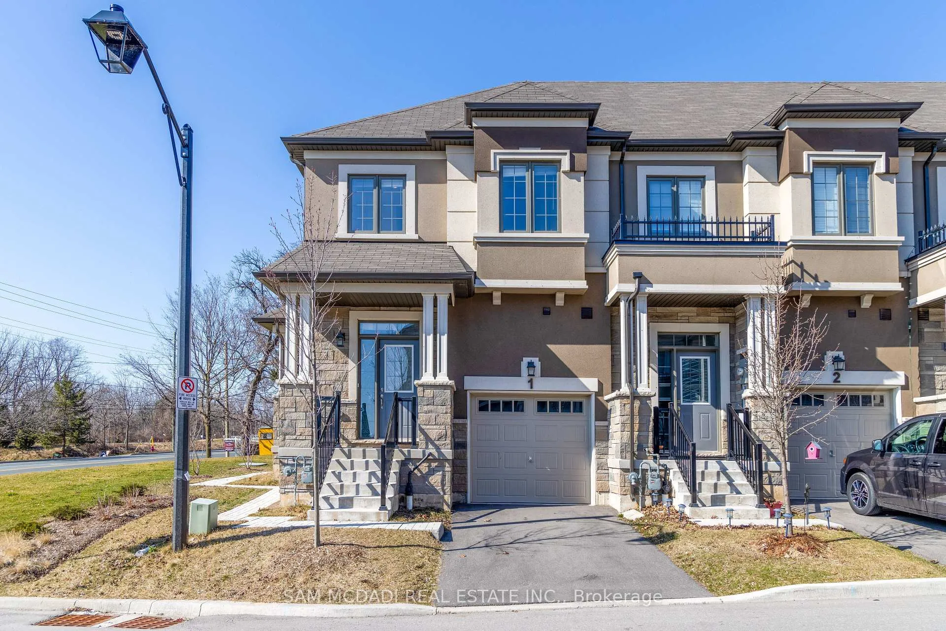 Photo 3 of Unit 1, 515 Garner Road W, Hamilton, Ancaster — HOMEH