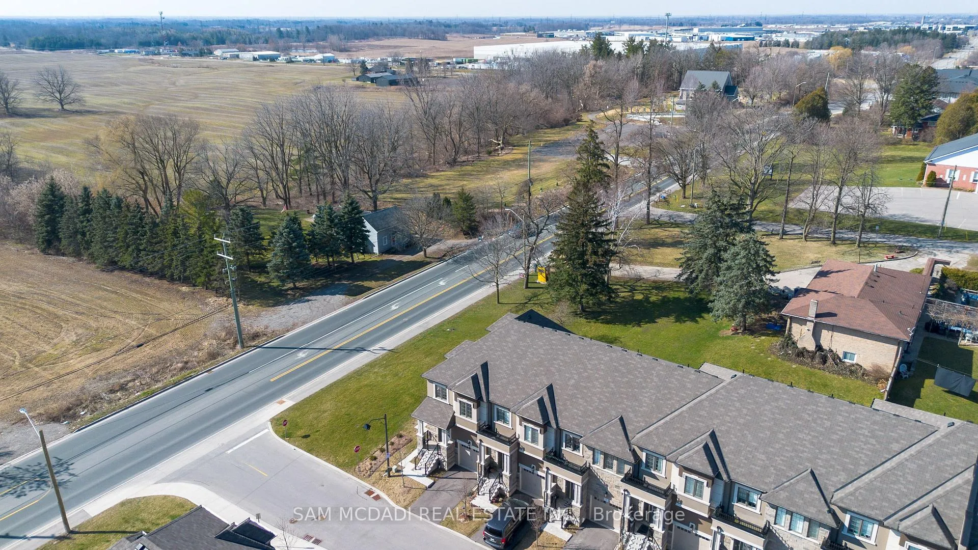 Photo 32 of Unit 1, 515 Garner Road W, Hamilton, Ancaster — HOMEH