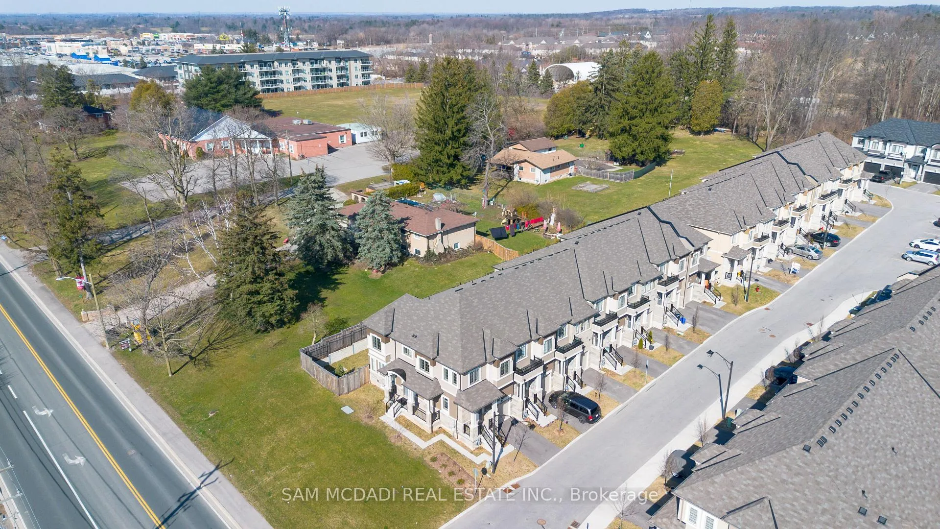 Photo 33 of Unit 1, 515 Garner Road W, Hamilton, Ancaster — HOMEH