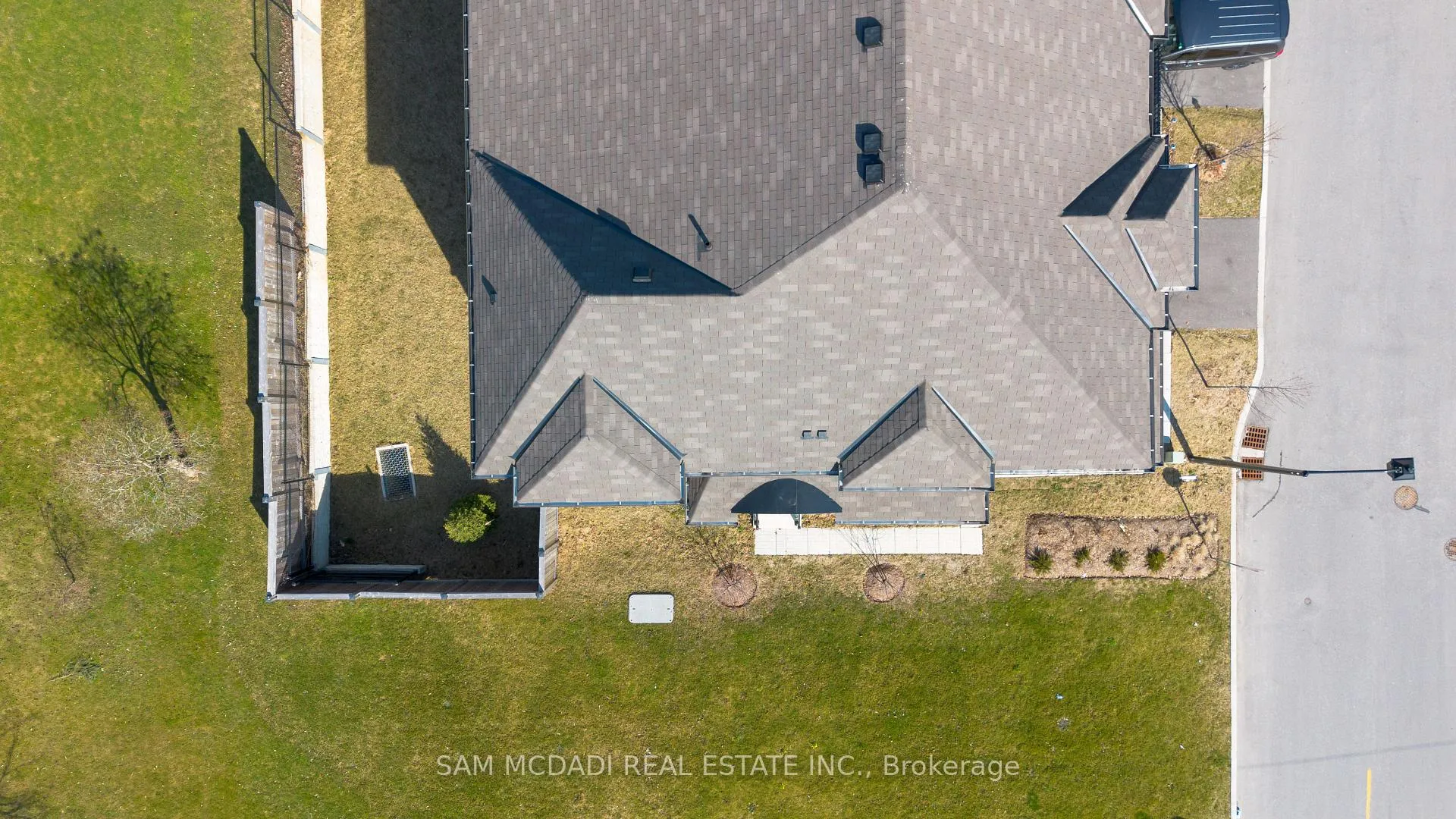 Photo 36 of Unit 1, 515 Garner Road W, Hamilton, Ancaster — HOMEH