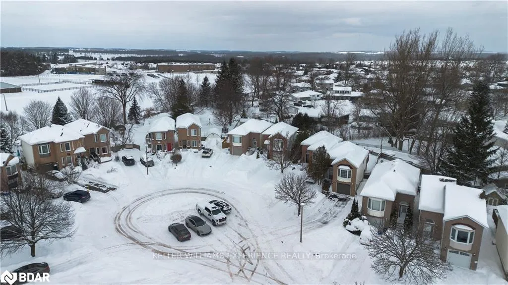 Photo 20 of 334 Shelburne Place, Shelburne — HOMEH