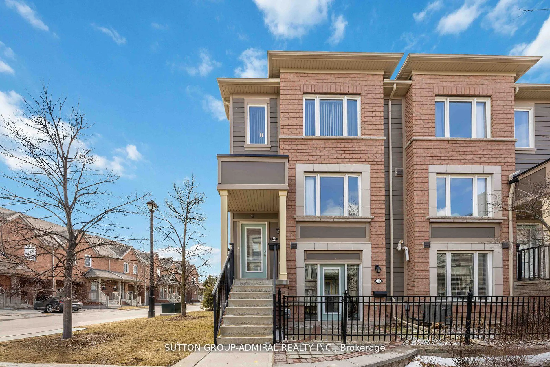 Photo 2 of 60 Harry Penrose Avenue, Aurora, Bayview Northeast — HOMEH