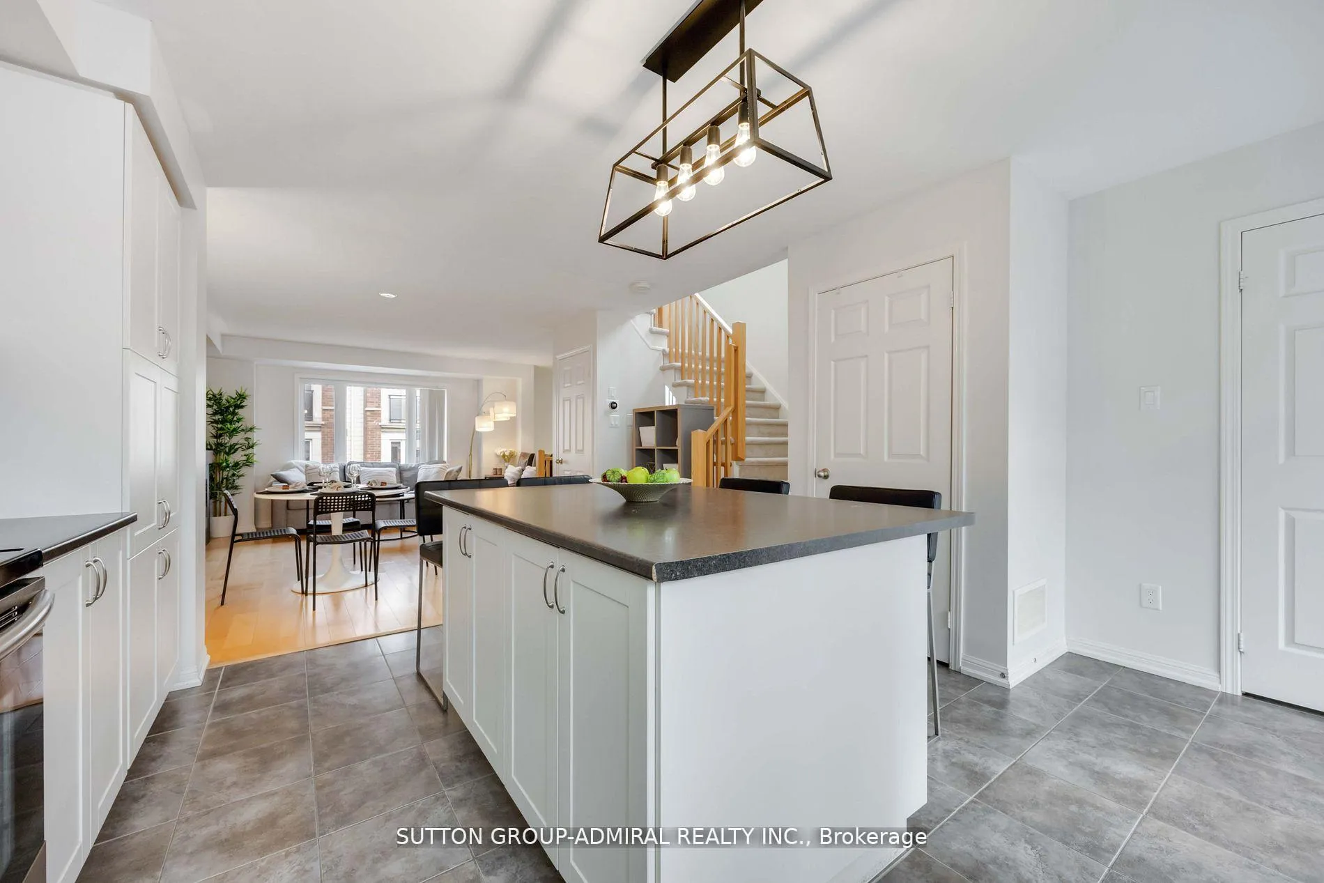 Photo 11 of 60 Harry Penrose Avenue, Aurora, Bayview Northeast — HOMEH