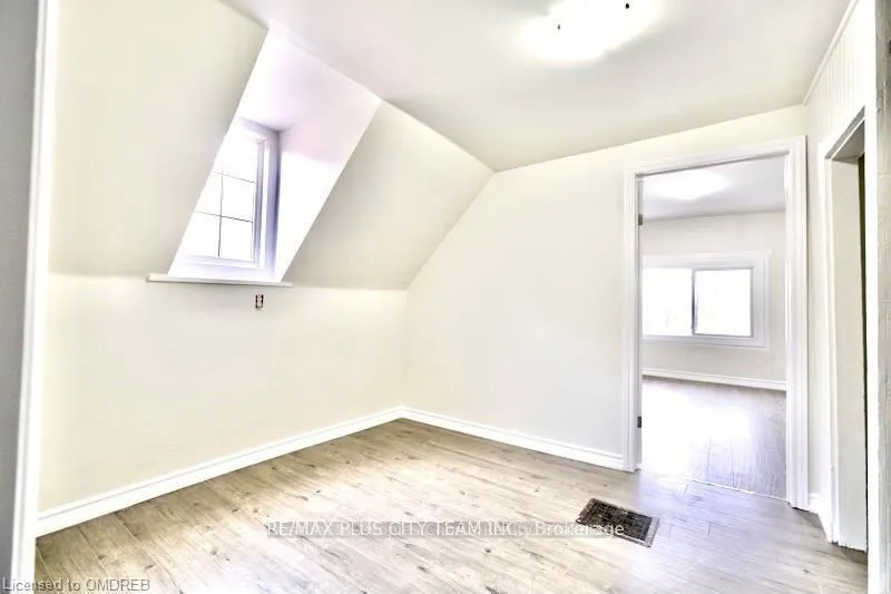 Photo 7 of Unit 2, 99 Mary Street, Hamilton, Beasley — HOMEH