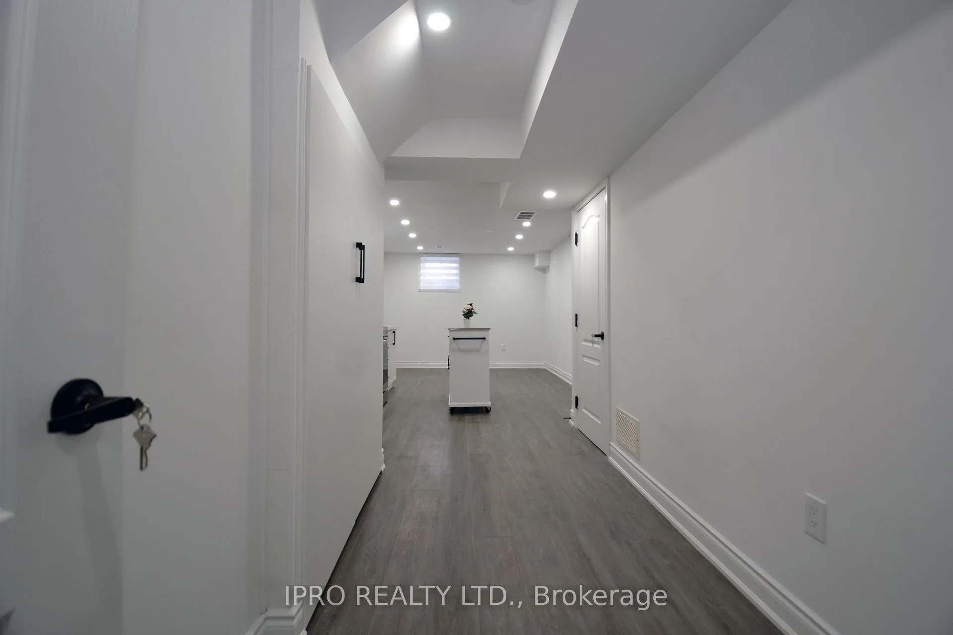 Photo 9 of Unit Basement, 151 Elmore Drive, Hamilton, Eleanor — HOMEH