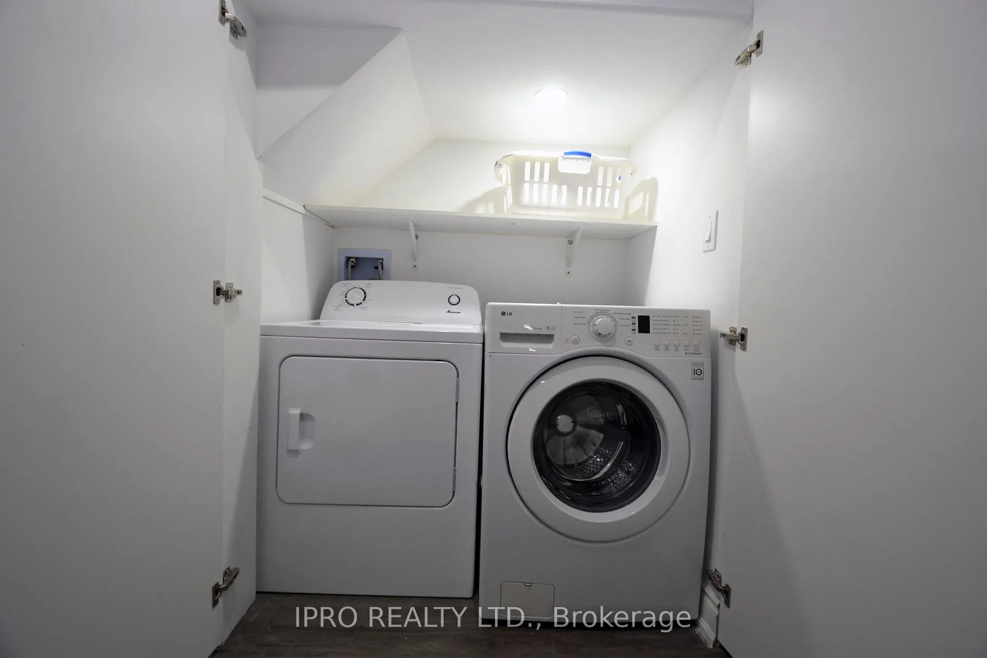 Photo 11 of Unit Basement, 151 Elmore Drive, Hamilton, Eleanor — HOMEH