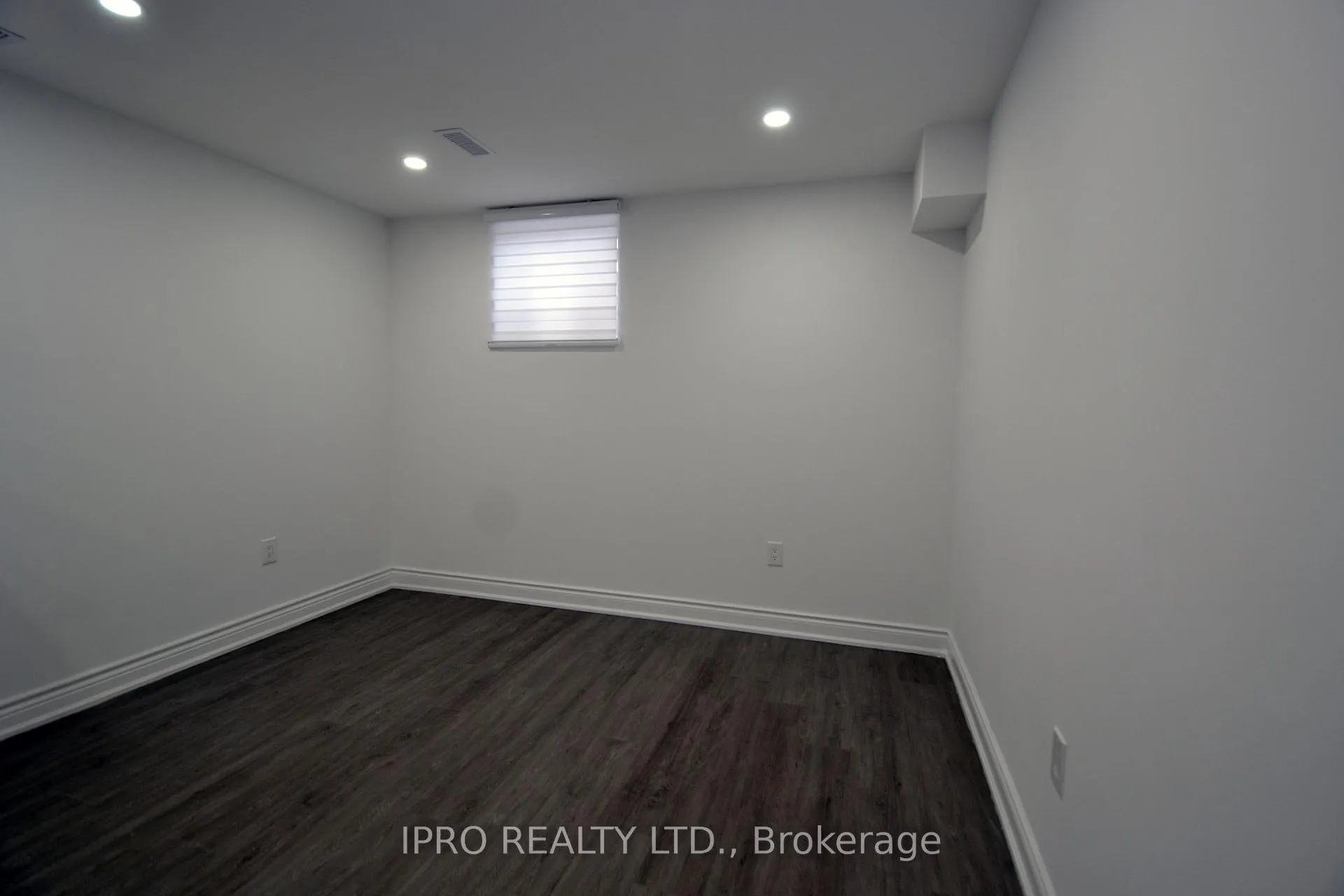Photo 18 of Unit Basement, 151 Elmore Drive, Hamilton, Eleanor — HOMEH