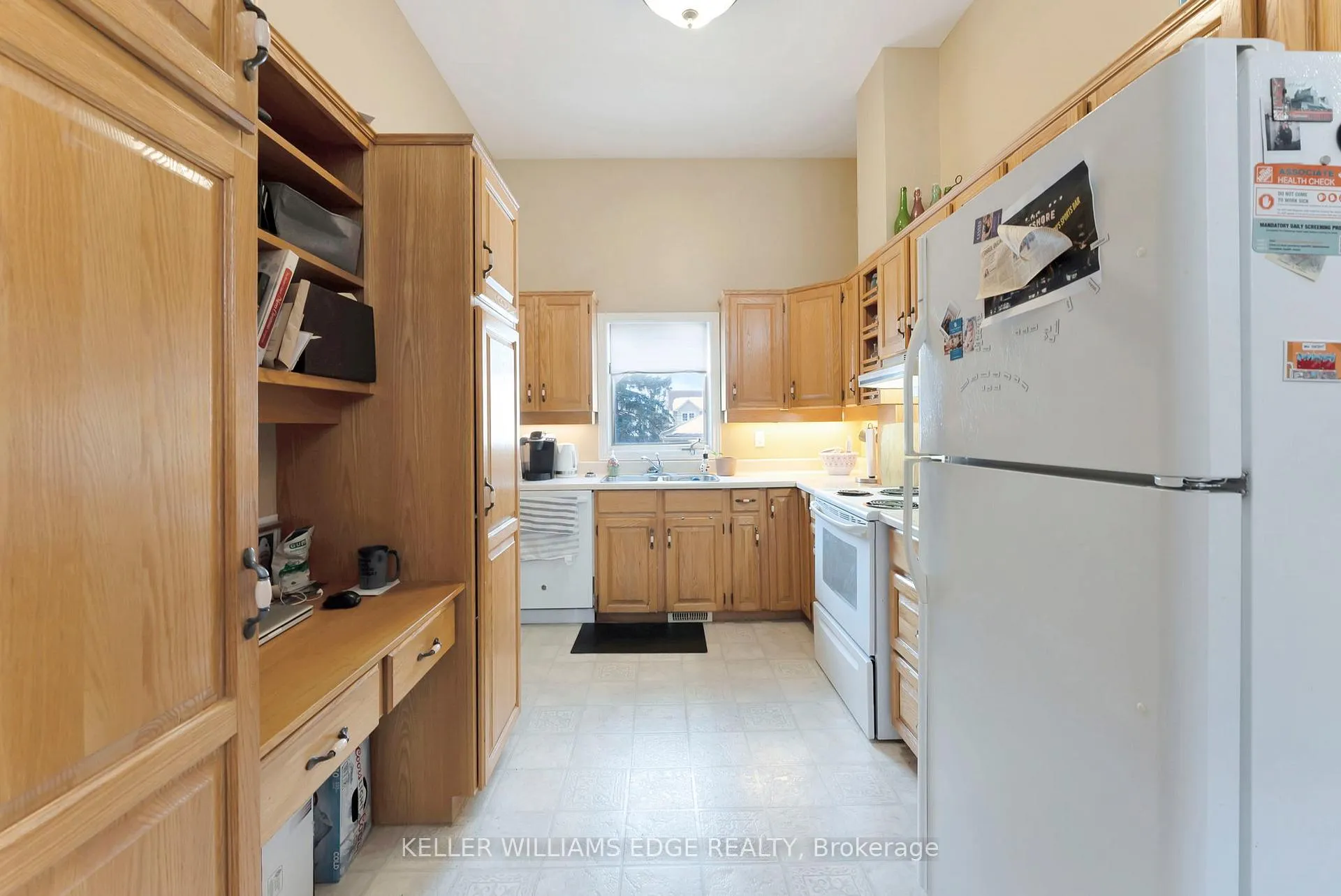 Photo 4 of 355 Dundas Street E, Hamilton, Waterdown — HOMEH