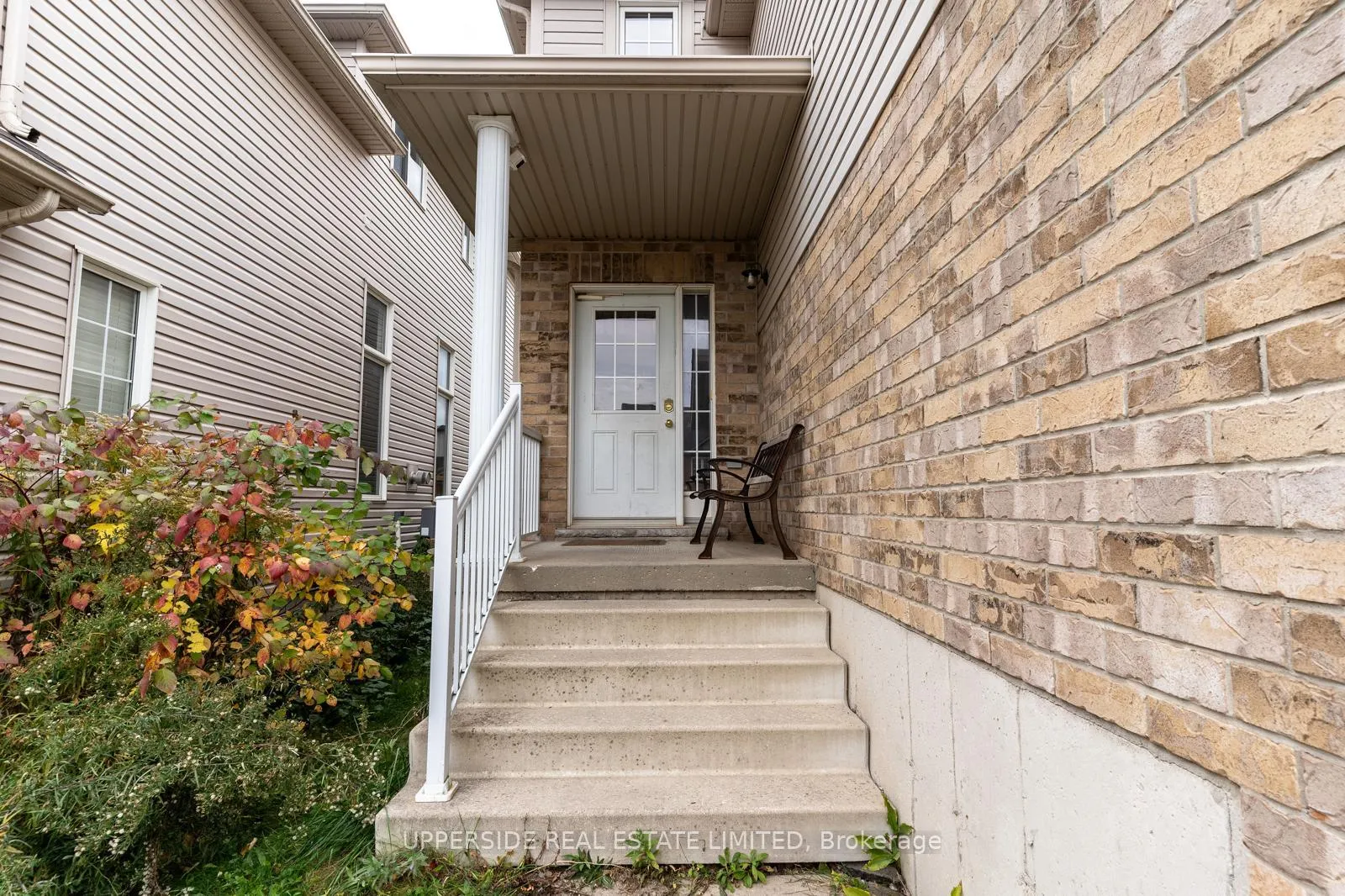 Photo 2 of 191 Woodbine Avenue, Kitchener — HOMEH