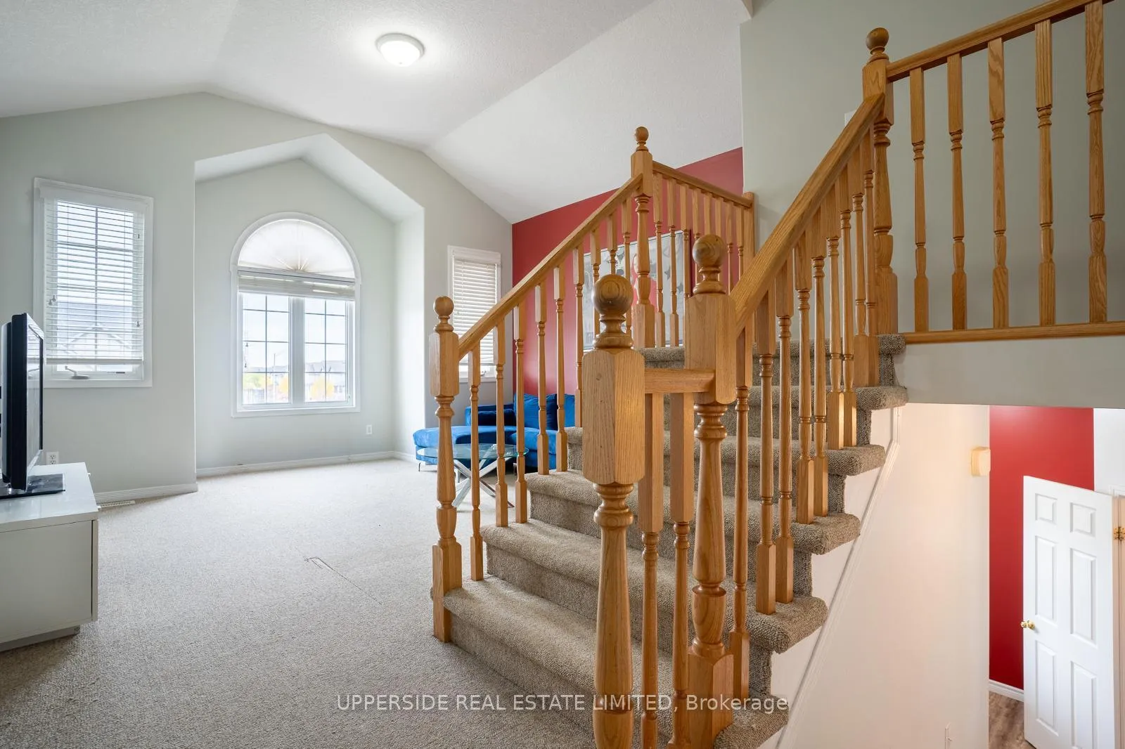 Photo 11 of 191 Woodbine Avenue, Kitchener — HOMEH