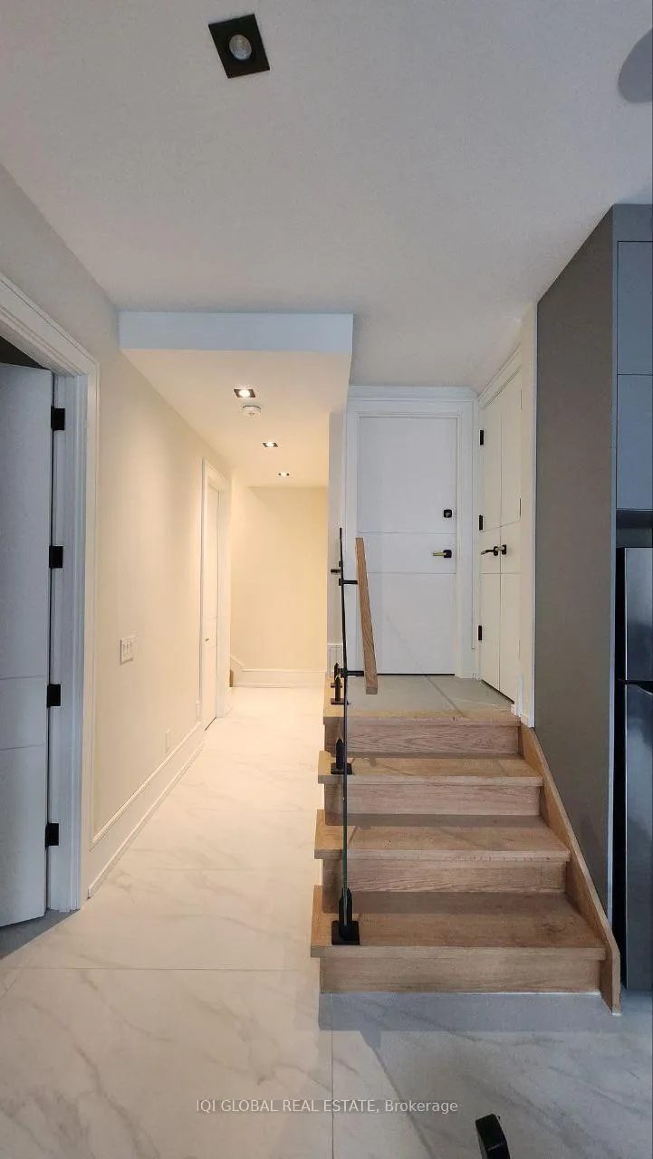 Photo 9 of Unit Lower level, 176 Hendon Avenue, North York, Newtonbrook West — HOMEH