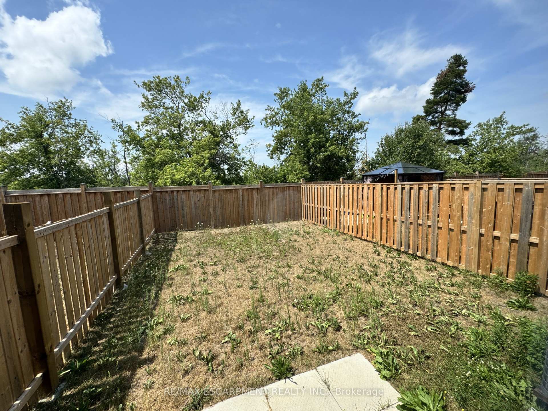 Photo 24 of 70 Brown Bear Street W, Barrie, Rural Barrie Southwest — HOMEH