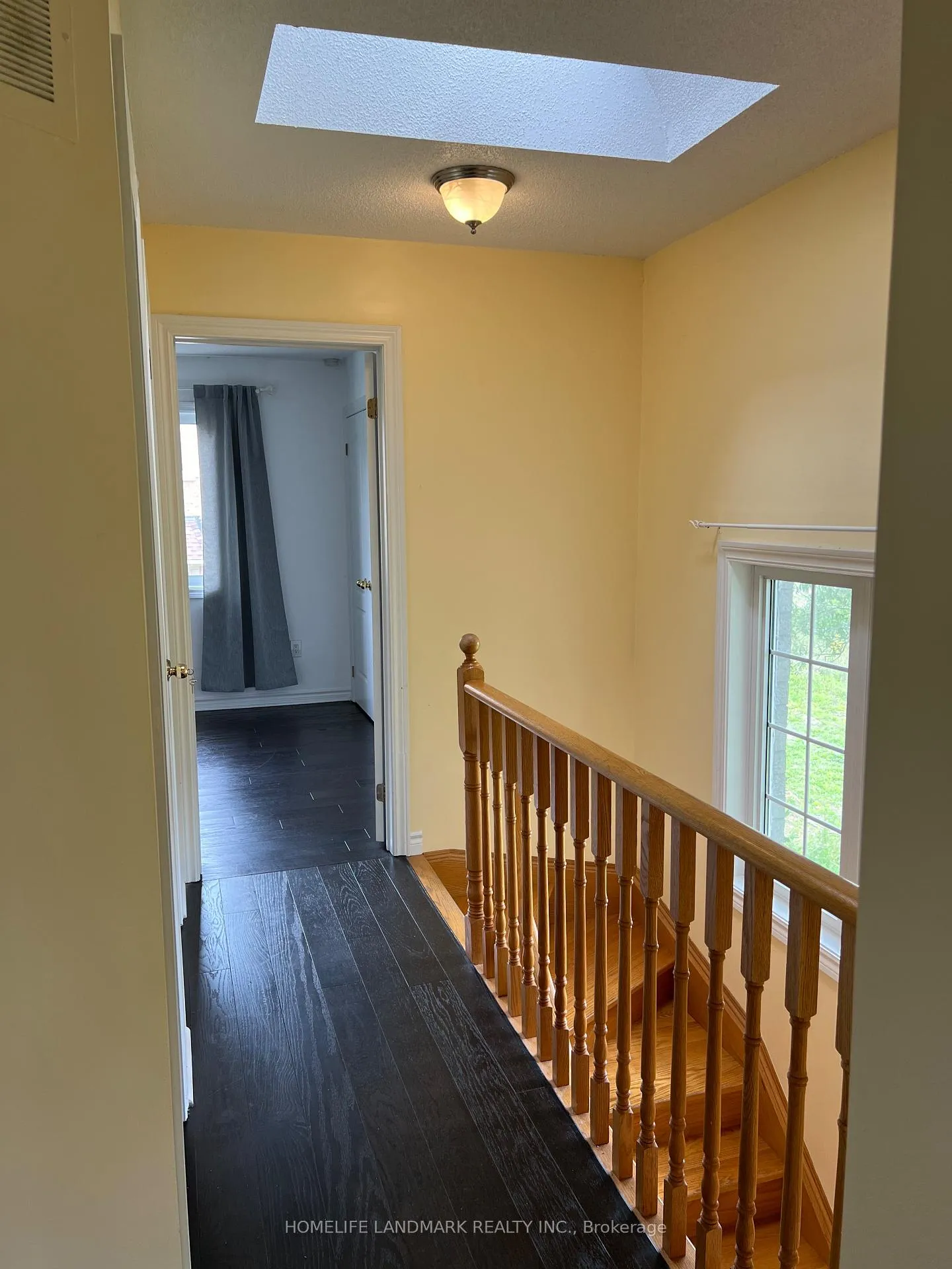 Photo 12 of 31 Rodeo Court, North York, Newtonbrook West — HOMEH
