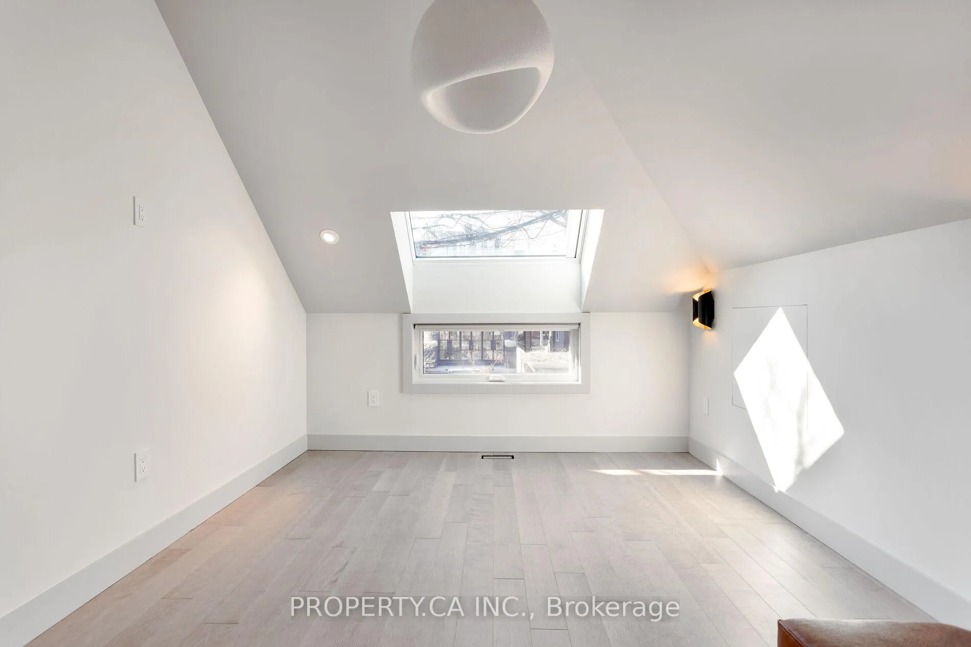 Photo 21 of Unit Garden, 110 Concord Avenue, Toronto, Palmerston-Little Italy — HOMEH