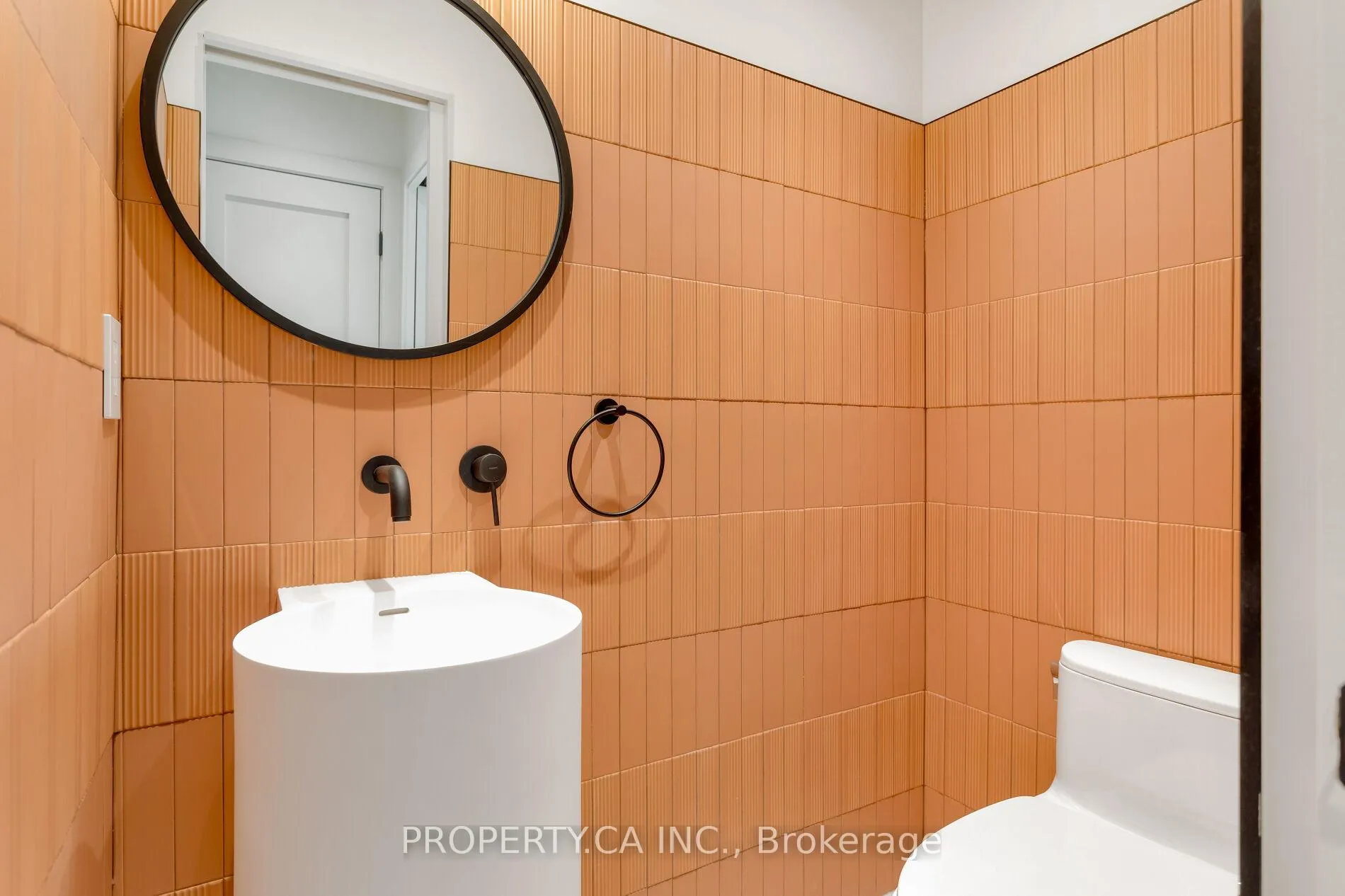 Photo 40 of Unit Garden, 110 Concord Avenue, Toronto, Palmerston-Little Italy — HOMEH
