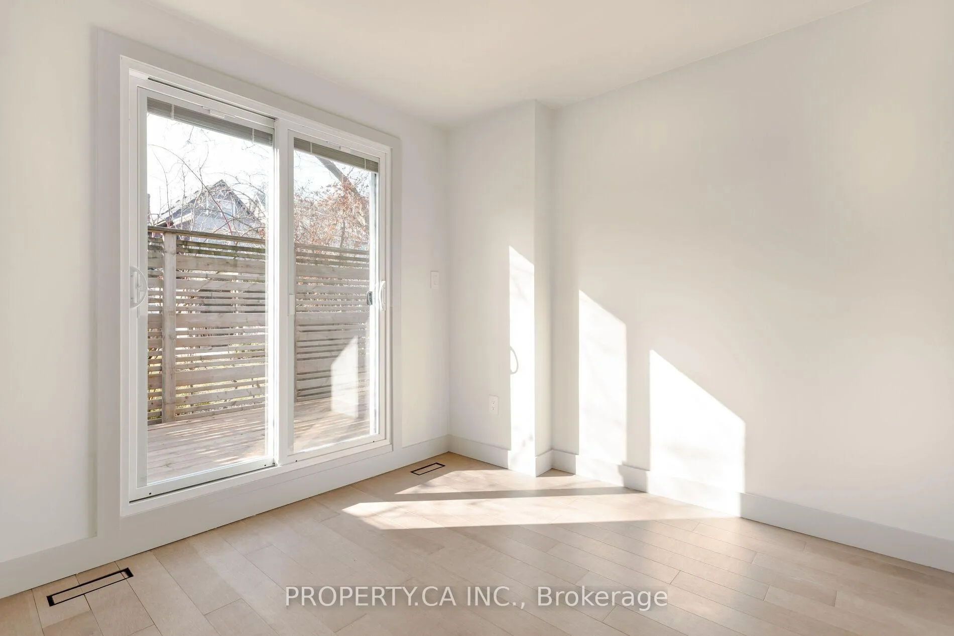 Photo 44 of Unit Garden, 110 Concord Avenue, Toronto, Palmerston-Little Italy — HOMEH