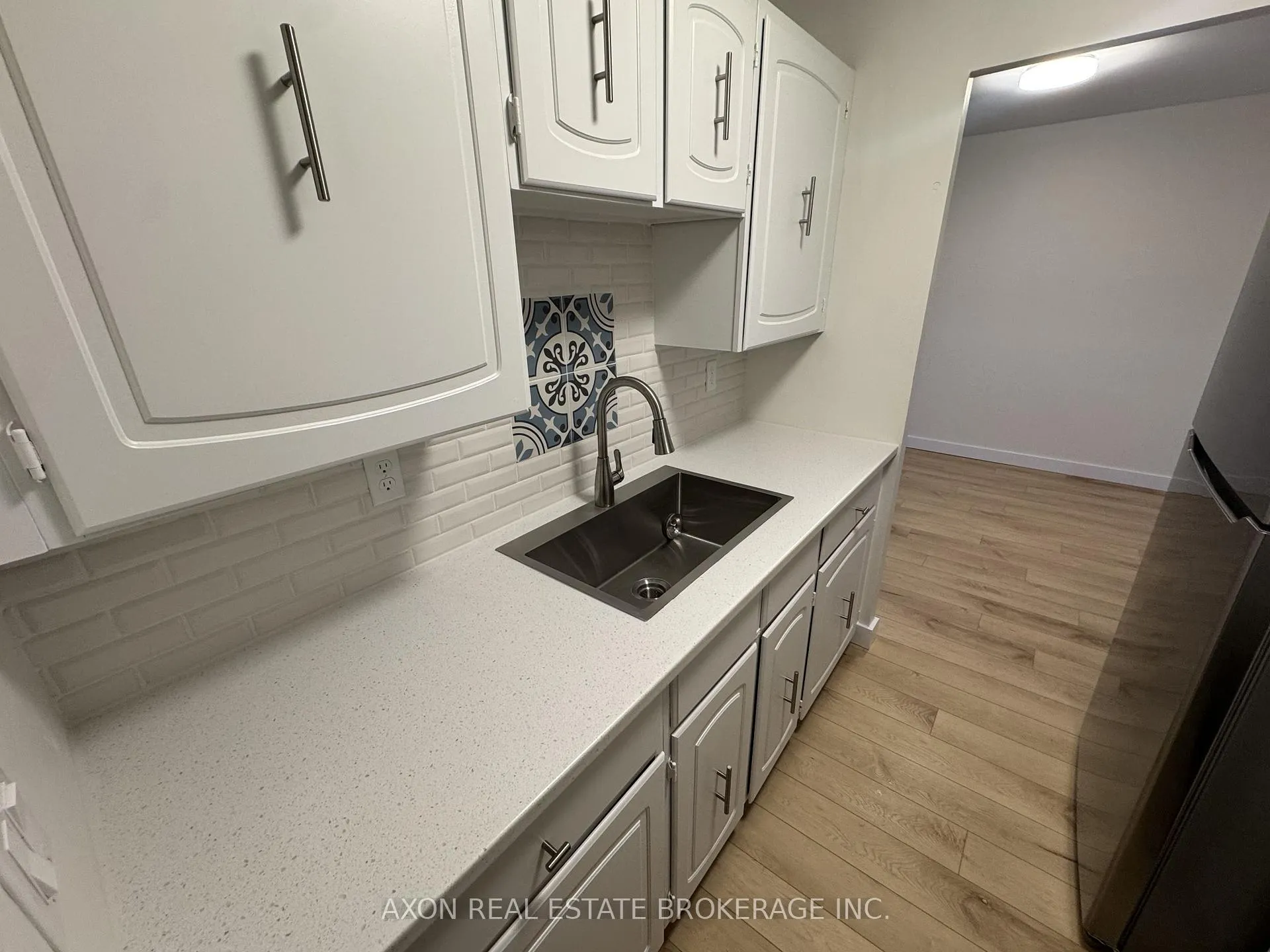 Photo 5 of Unit 501, 358 Queen Mary Road, Kingston, West of Sir John A. Blvd — HOMEH