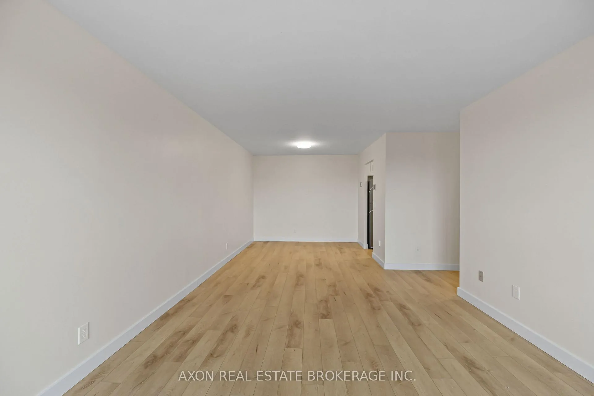 Photo 11 of Unit 501, 358 Queen Mary Road, Kingston, West of Sir John A. Blvd — HOMEH