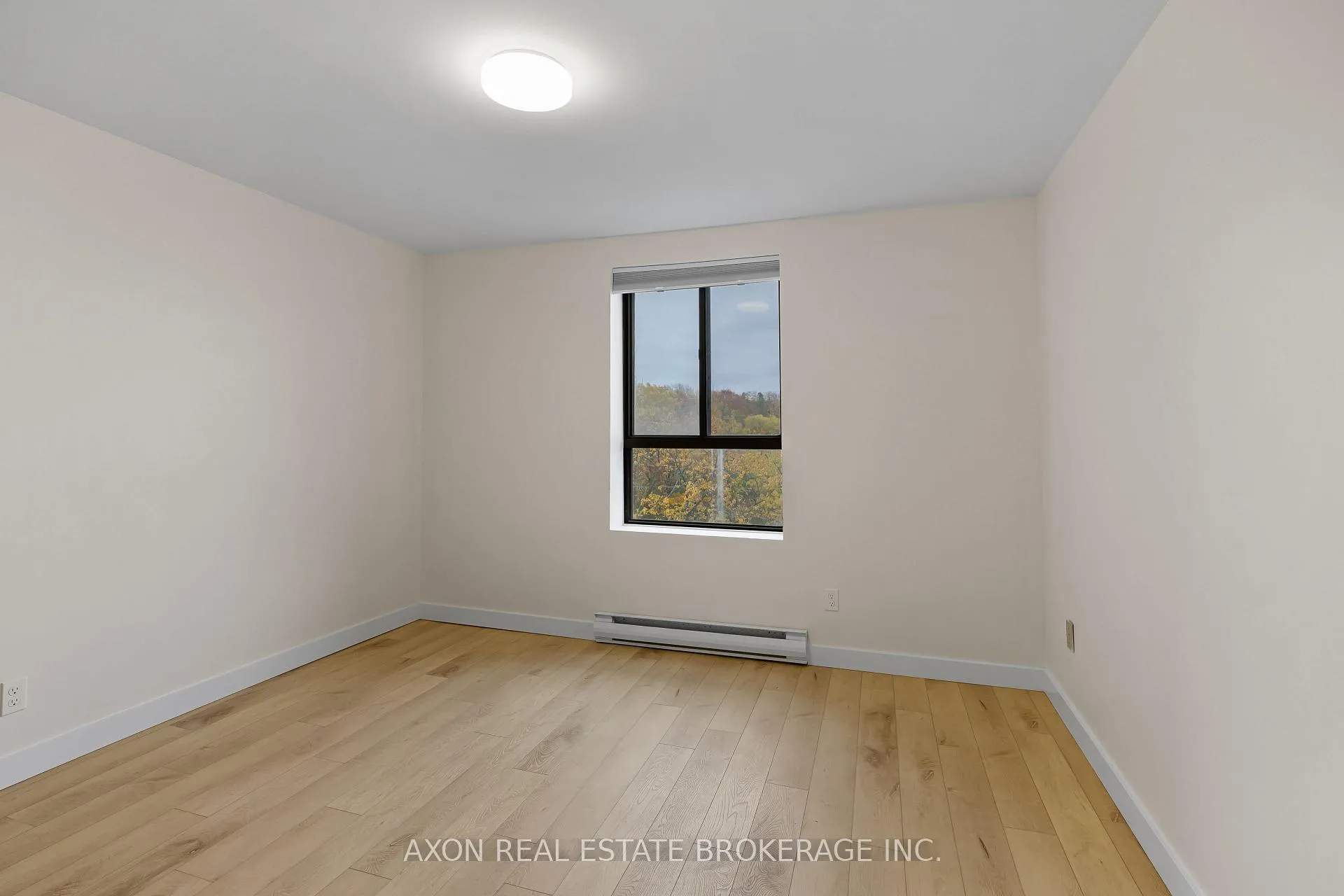Photo 14 of Unit 501, 358 Queen Mary Road, Kingston, West of Sir John A. Blvd — HOMEH