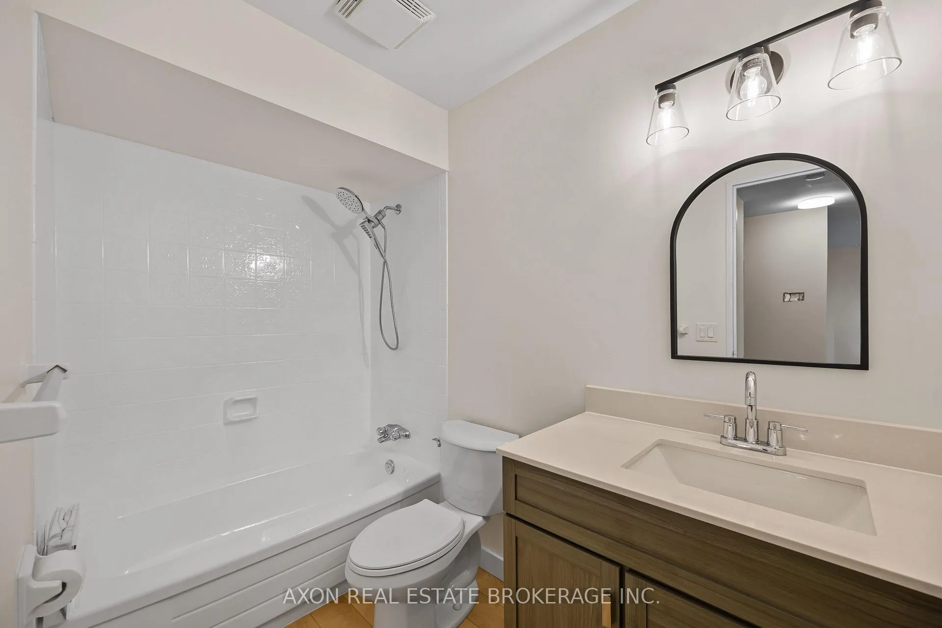 Photo 19 of Unit 501, 358 Queen Mary Road, Kingston, West of Sir John A. Blvd — HOMEH