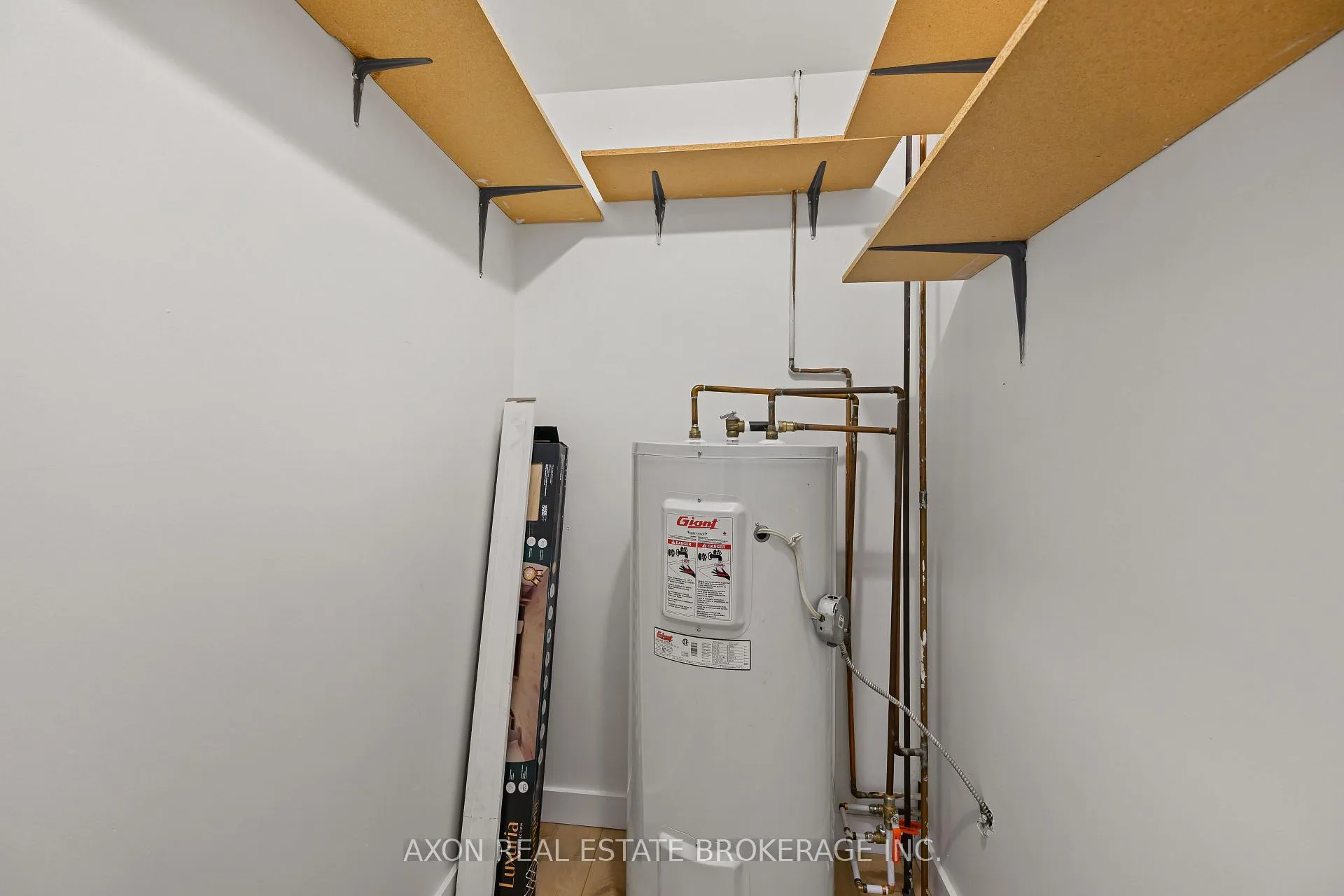 Photo 20 of Unit 501, 358 Queen Mary Road, Kingston, West of Sir John A. Blvd — HOMEH