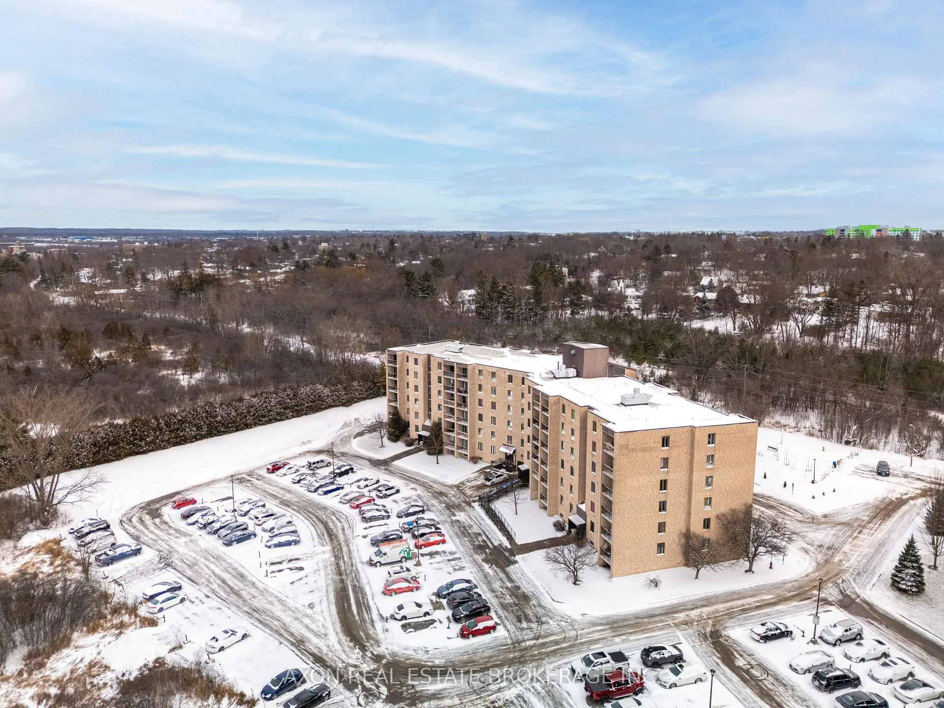 Photo 24 of Unit 501, 358 Queen Mary Road, Kingston, West of Sir John A. Blvd — HOMEH