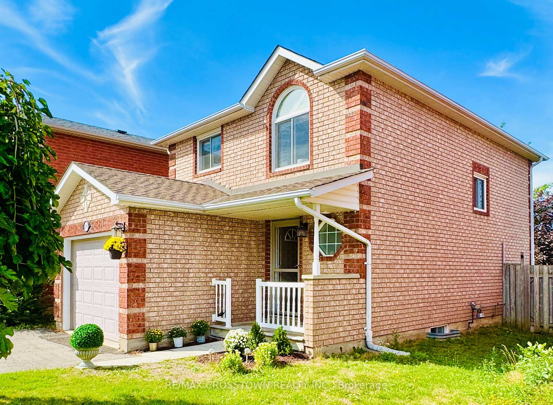Photo 1 of 49 Tunbridge Road, Barrie, Georgian Drive — HOMEH
