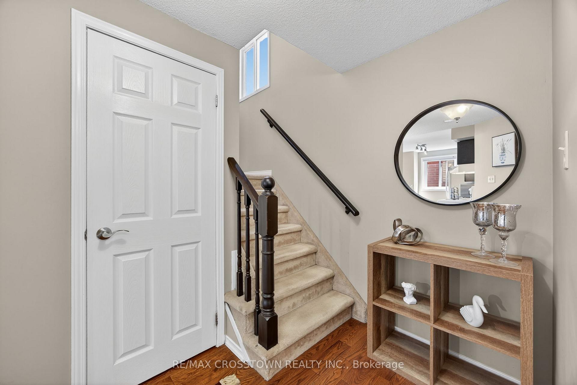 Photo 3 of 49 Tunbridge Road, Barrie, Georgian Drive — HOMEH