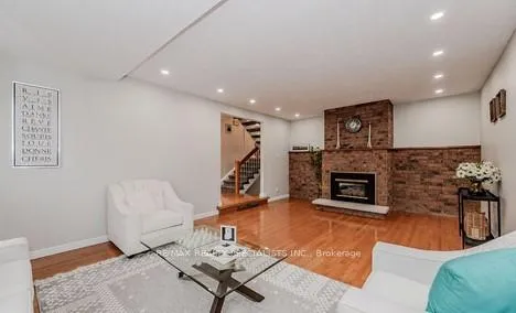 Photo 5 of Unit Upper, 250 Driftwood Drive, Kitchener — HOMEH