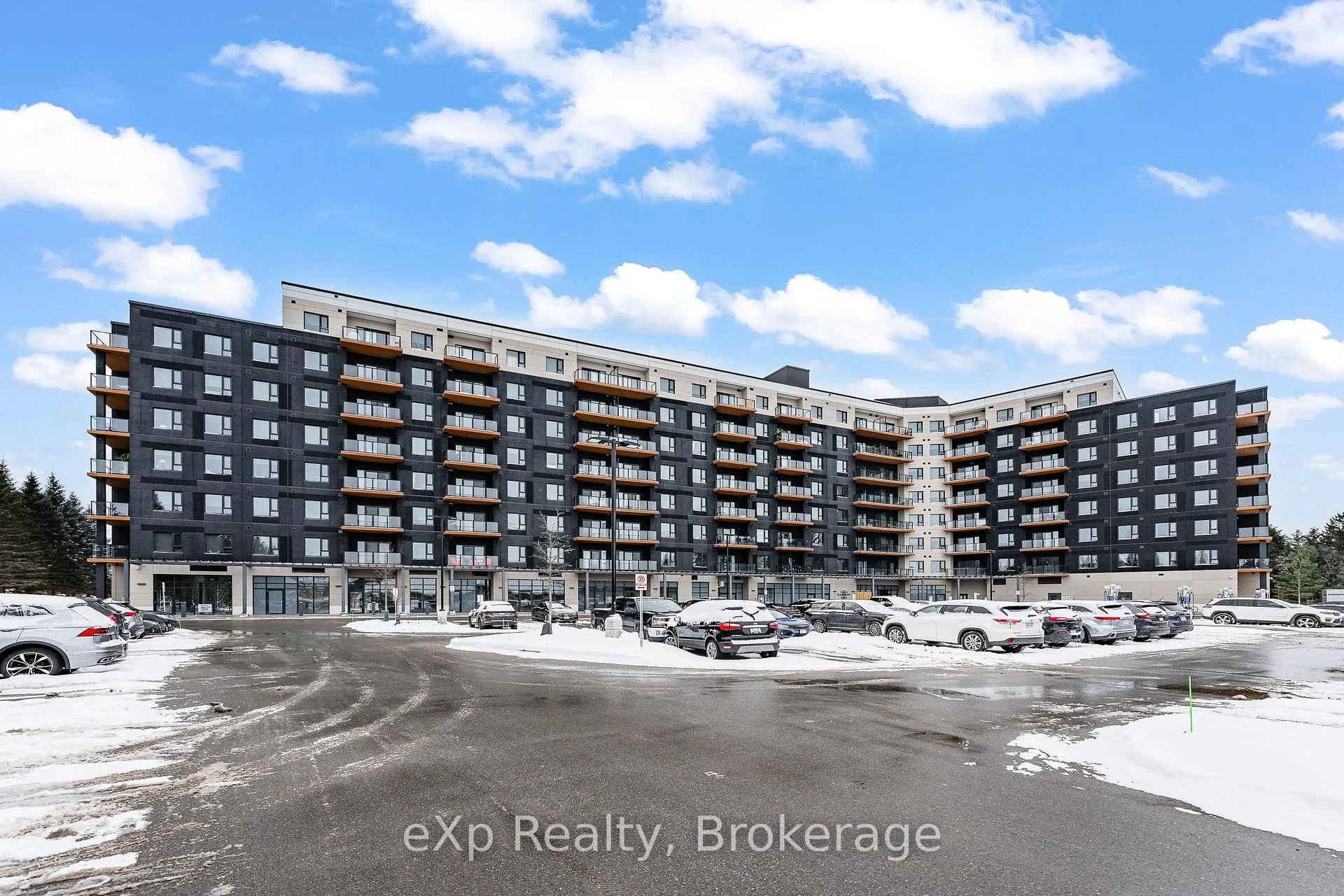 Photo 3 of Unit 305, 525 New Dundee Road, Kitchener — HOMEH