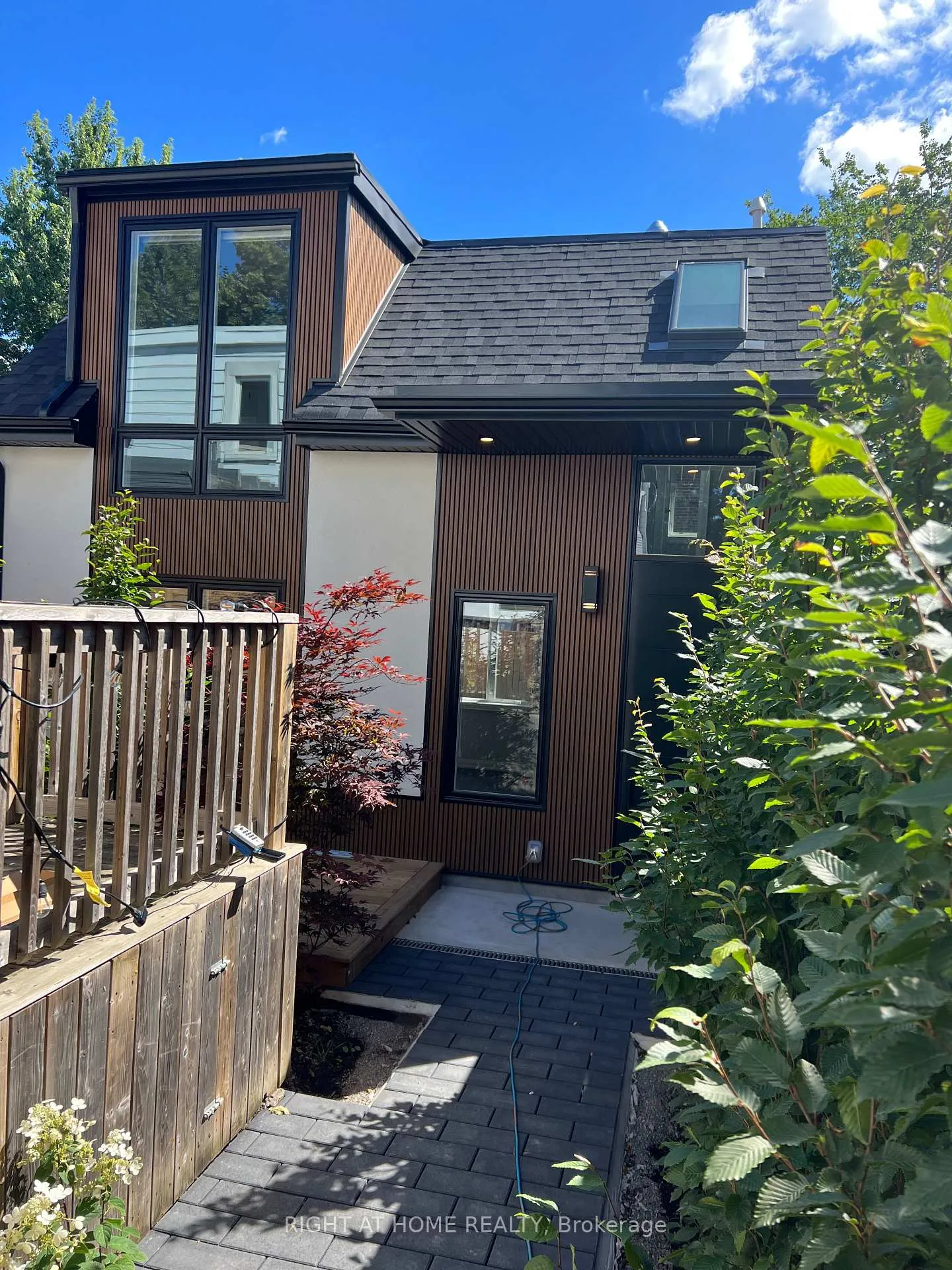 Front of Unit Laneway, 11 Rushbrooke Avenue