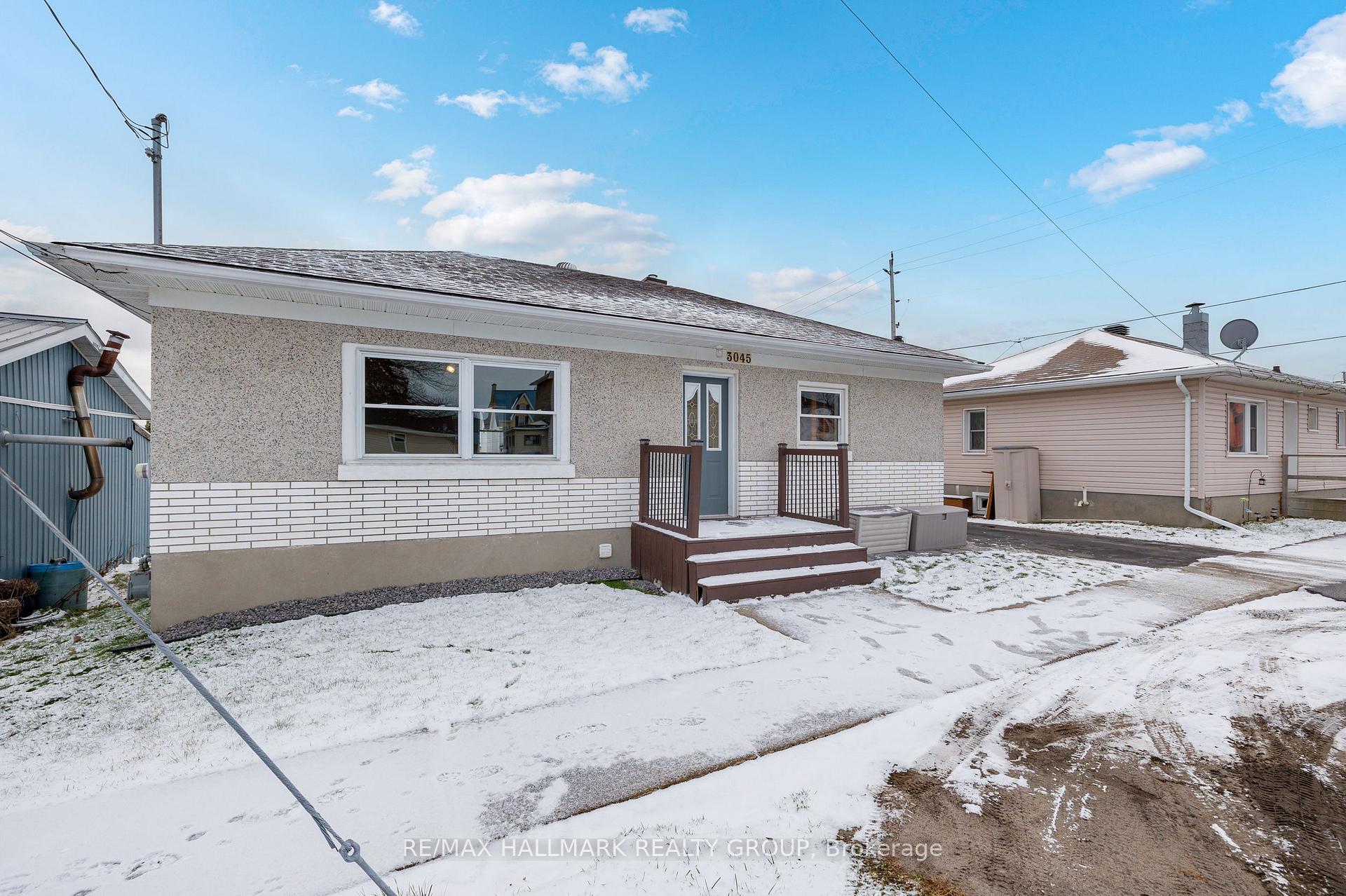 Photo 3 of 3045 John Street, Edwardsburgh/Cardinal, Town of Cardinal — HOMEH