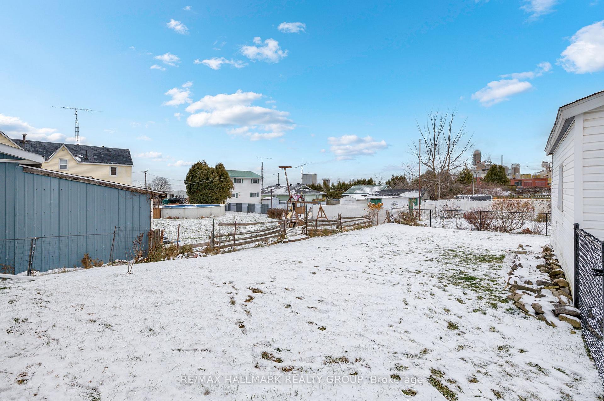 Photo 35 of 3045 John Street, Edwardsburgh/Cardinal, Town of Cardinal — HOMEH