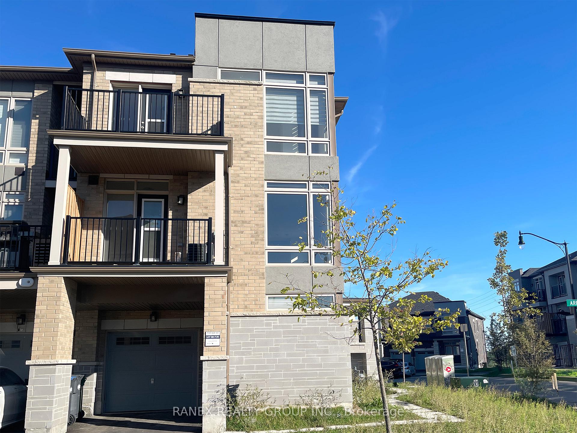 Photo 1 of Unit Upper Level (2nd & 3rd ), 33 Arrowview Drive, Brampton, Northwest Brampton — HOMEH