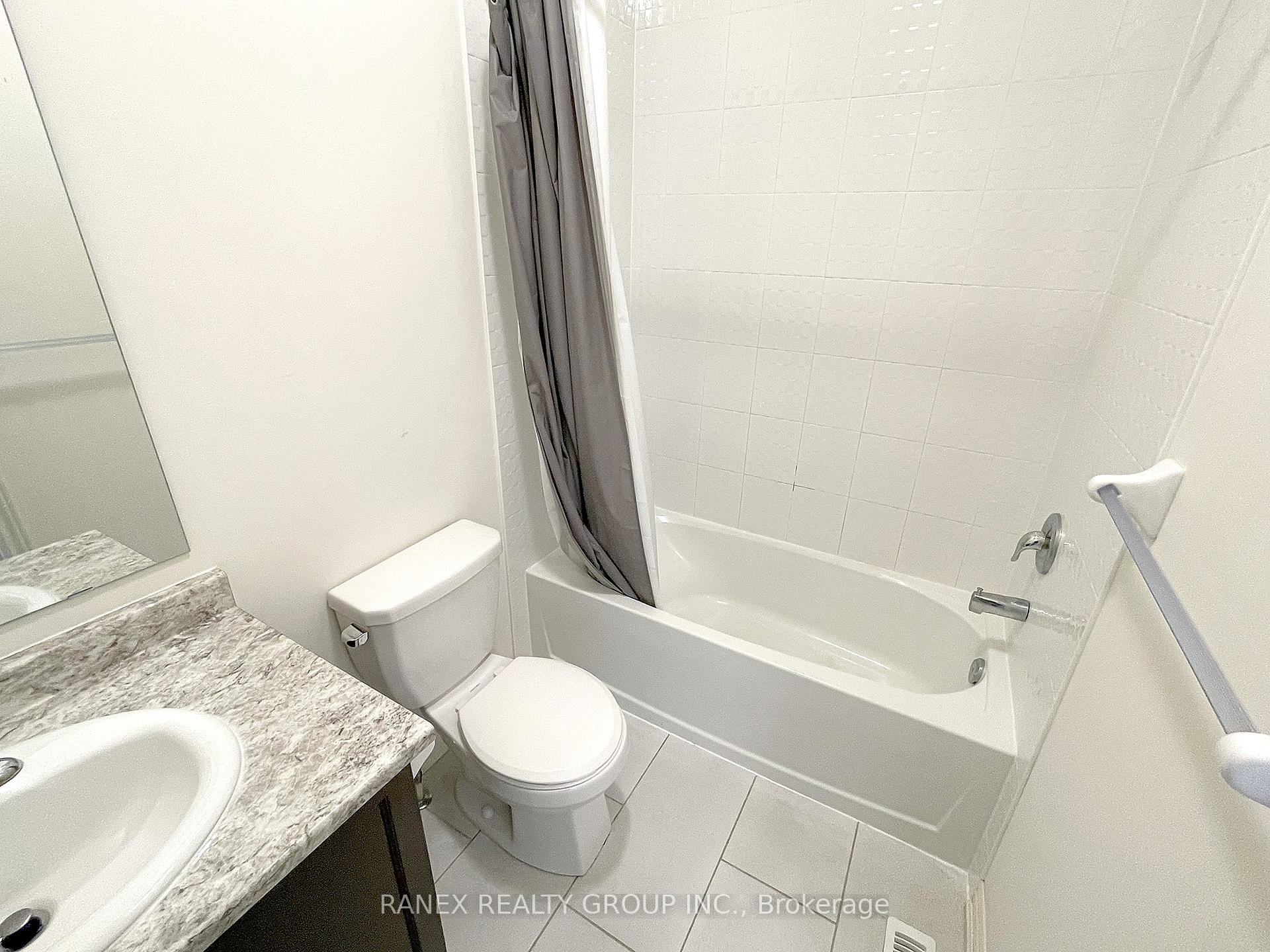 Photo 21 of Unit Upper Level (2nd & 3rd ), 33 Arrowview Drive, Brampton, Northwest Brampton — HOMEH