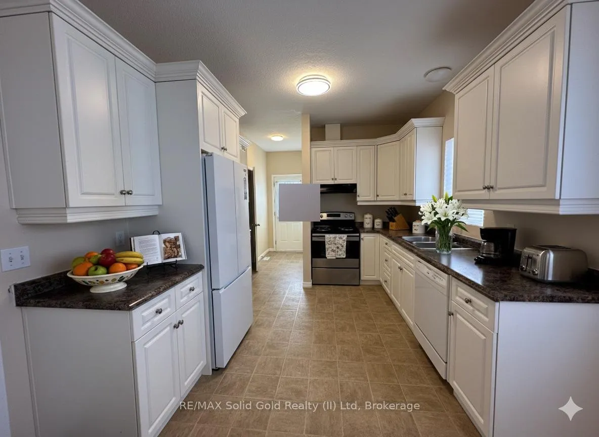Photo 13 of 87 Ellis Avenue, Waterloo — HOMEH