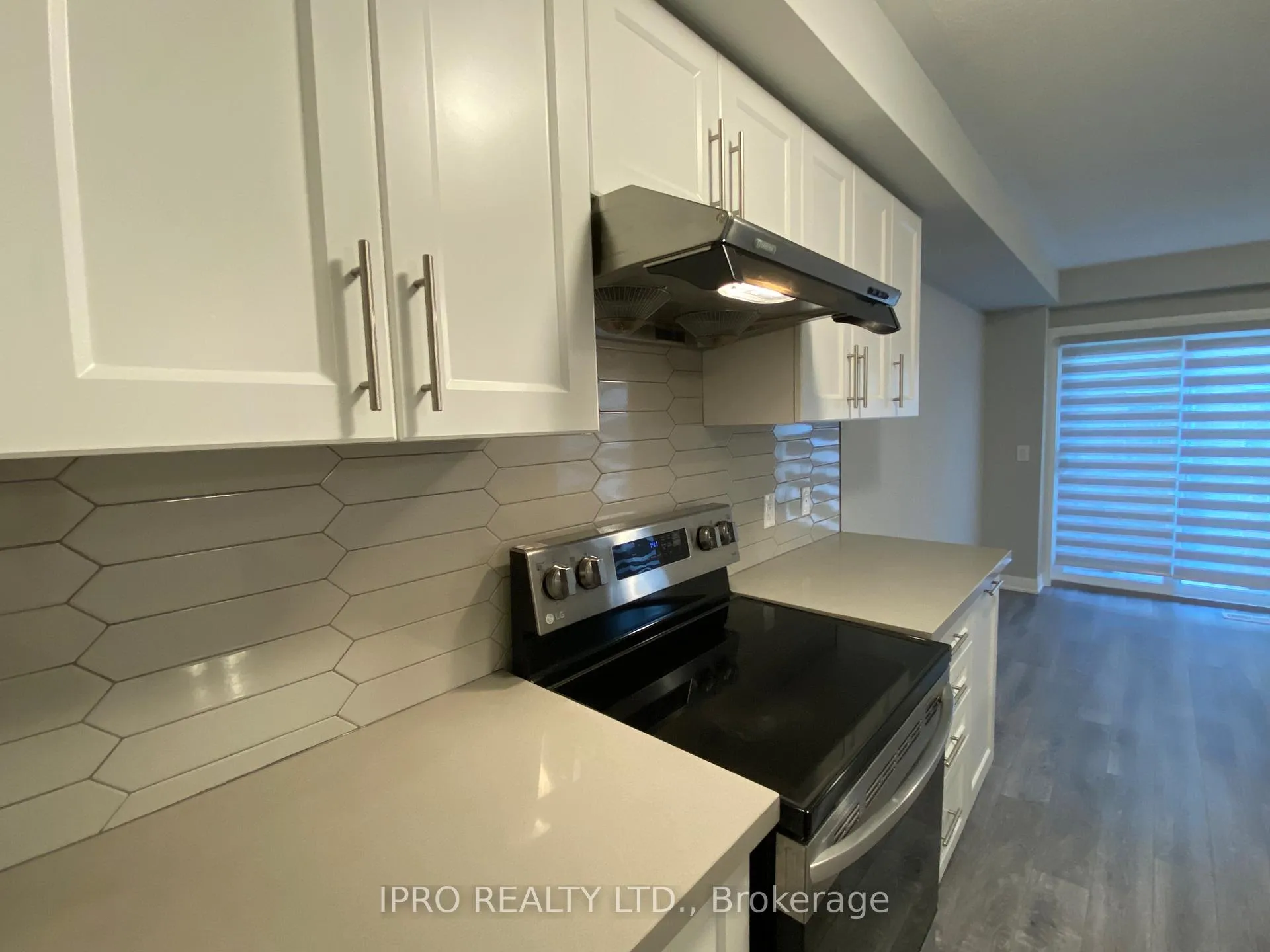 Photo 8 of 3 Oceanus Avenue, Hamilton, Hannon — HOMEH