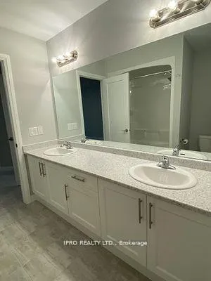 Photo 23 of 3 Oceanus Avenue, Hamilton, Hannon — HOMEH