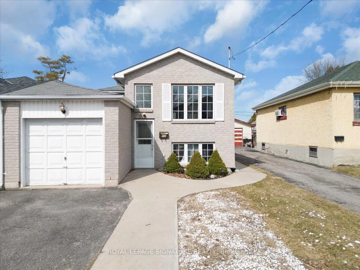 Photo 1 of Unit Upper, 590 Devon Avenue, Oshawa, Donevan — HOMEH