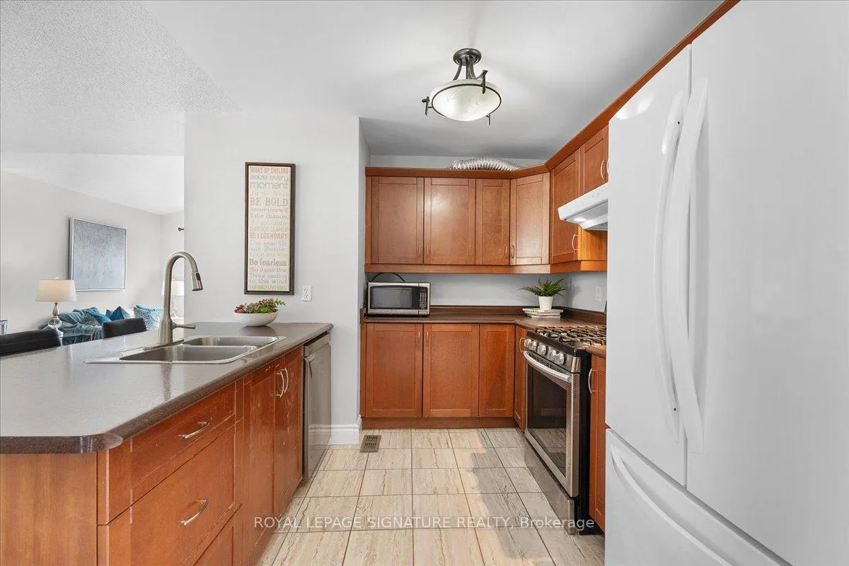 Photo 7 of Unit Upper, 590 Devon Avenue, Oshawa, Donevan — HOMEH