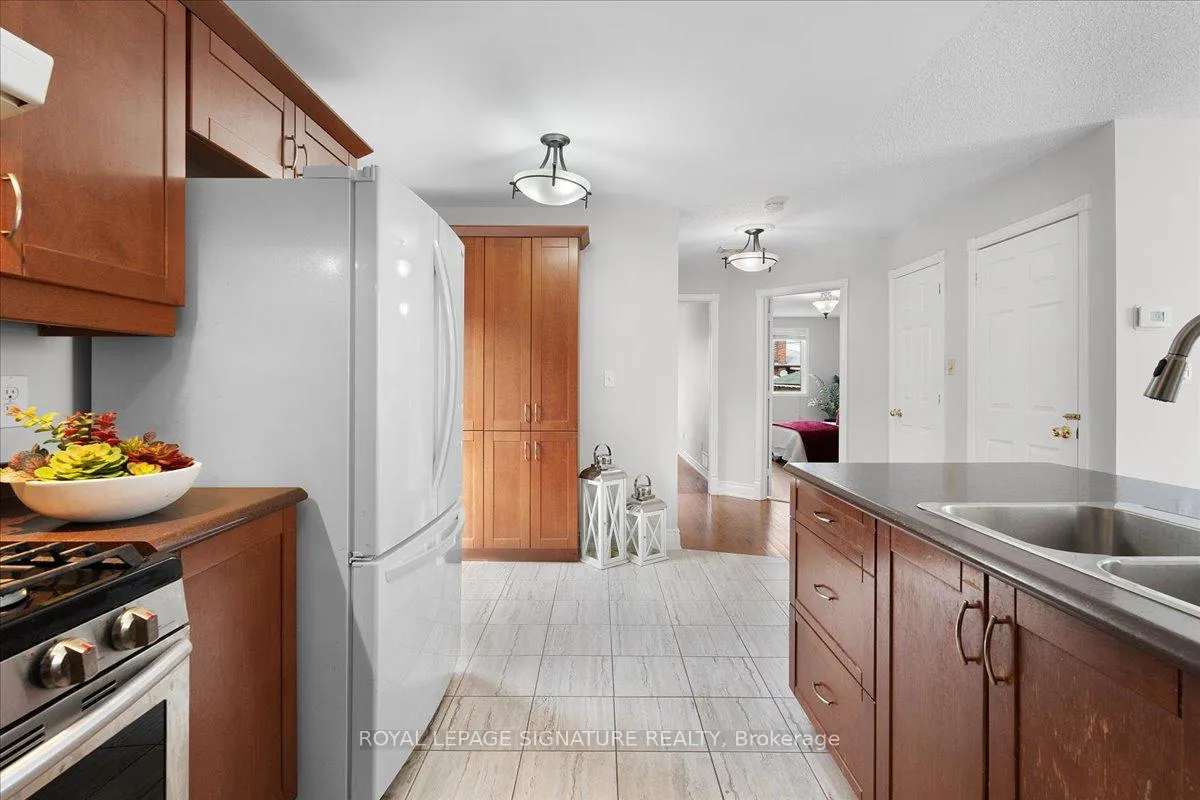 Photo 9 of Unit Upper, 590 Devon Avenue, Oshawa, Donevan — HOMEH