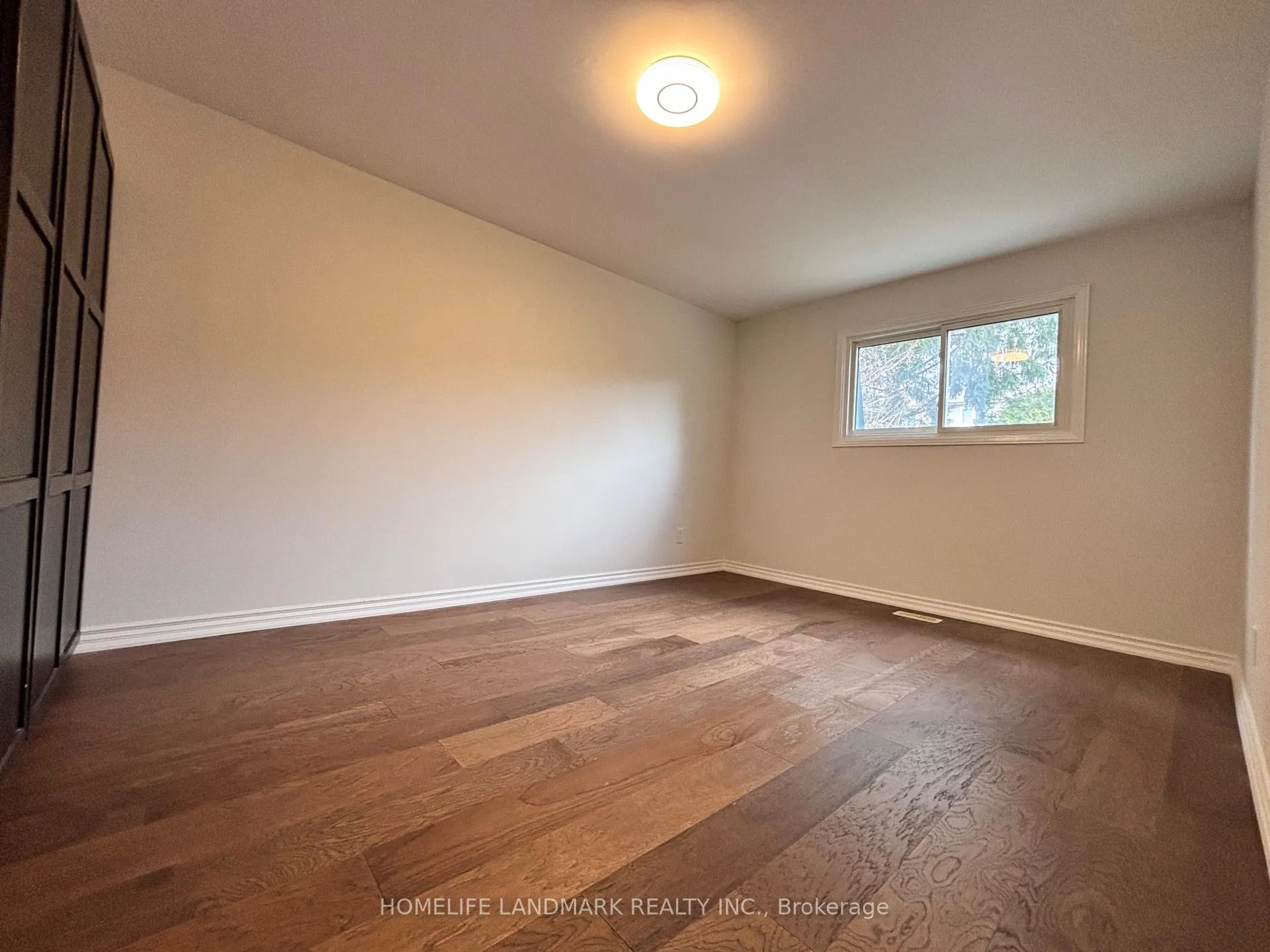 Photo 12 of Unit Main, 20 Oak Lea Circle, Markham, Markham Village — HOMEH