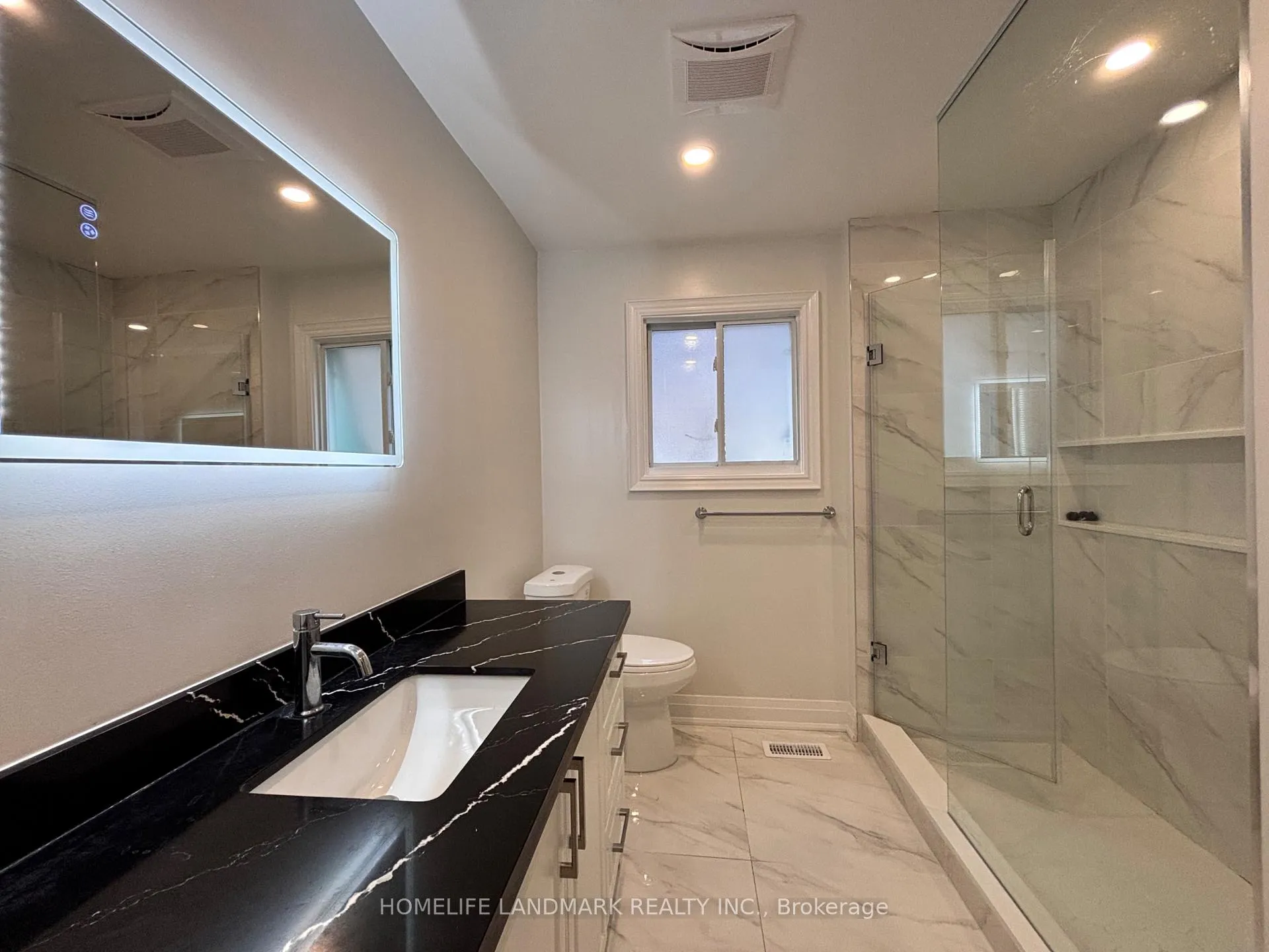 Photo 15 of Unit Main, 20 Oak Lea Circle, Markham, Markham Village — HOMEH