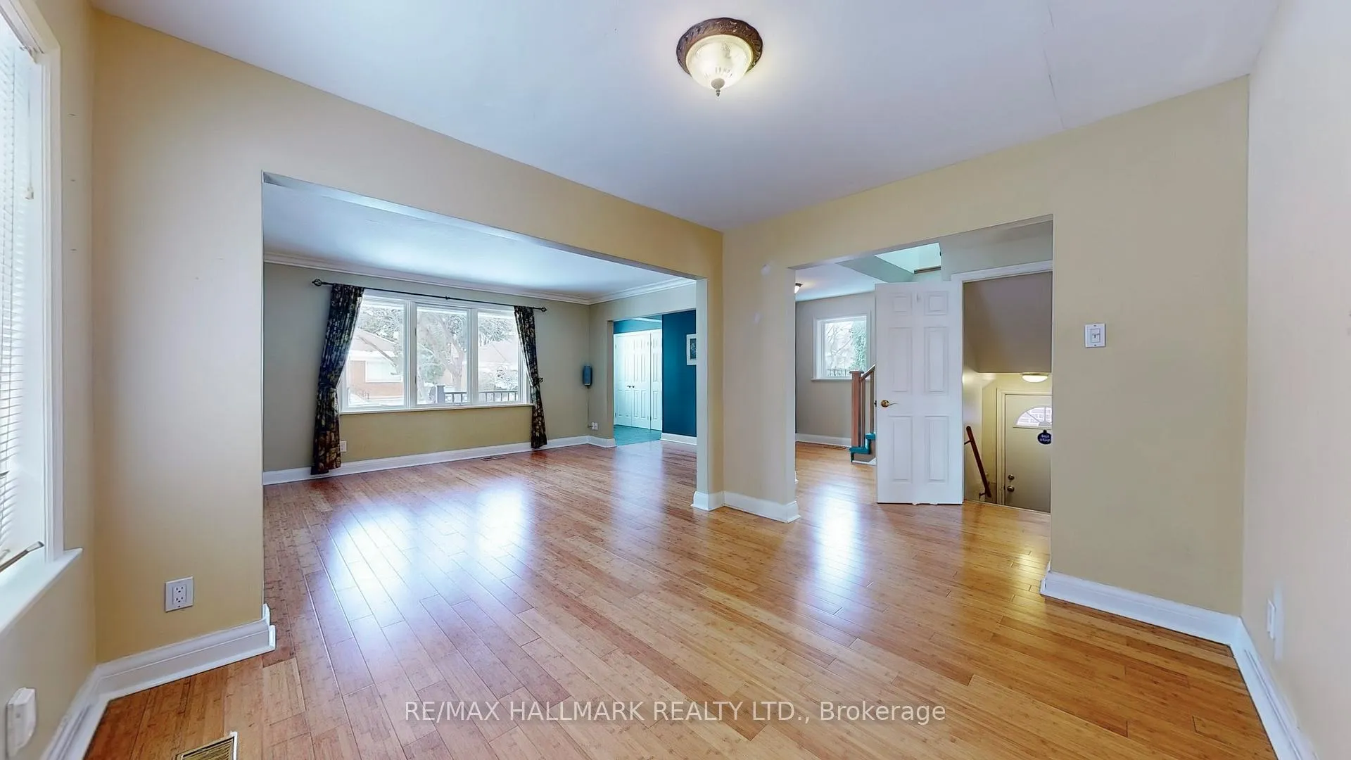 Photo 7 of 93 Stuart Avenue, North York, Lansing-Westgate — HOMEH
