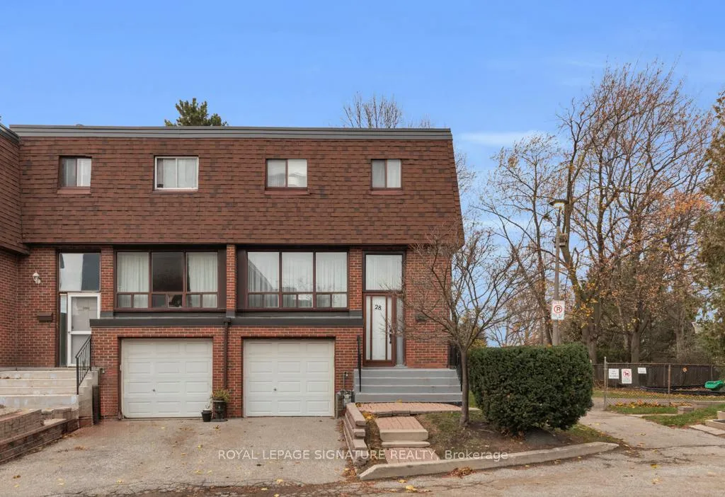 Photo 1 of 28 Stately Way, Markham, Royal Orchard — HOMEH