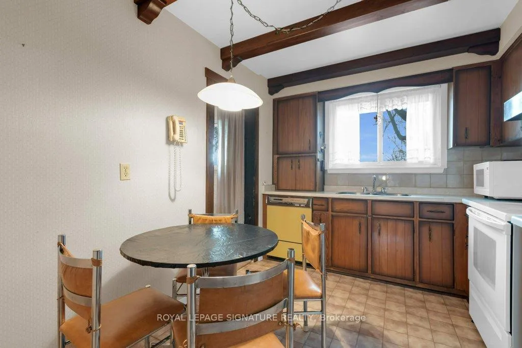 Photo 14 of 28 Stately Way, Markham, Royal Orchard — HOMEH