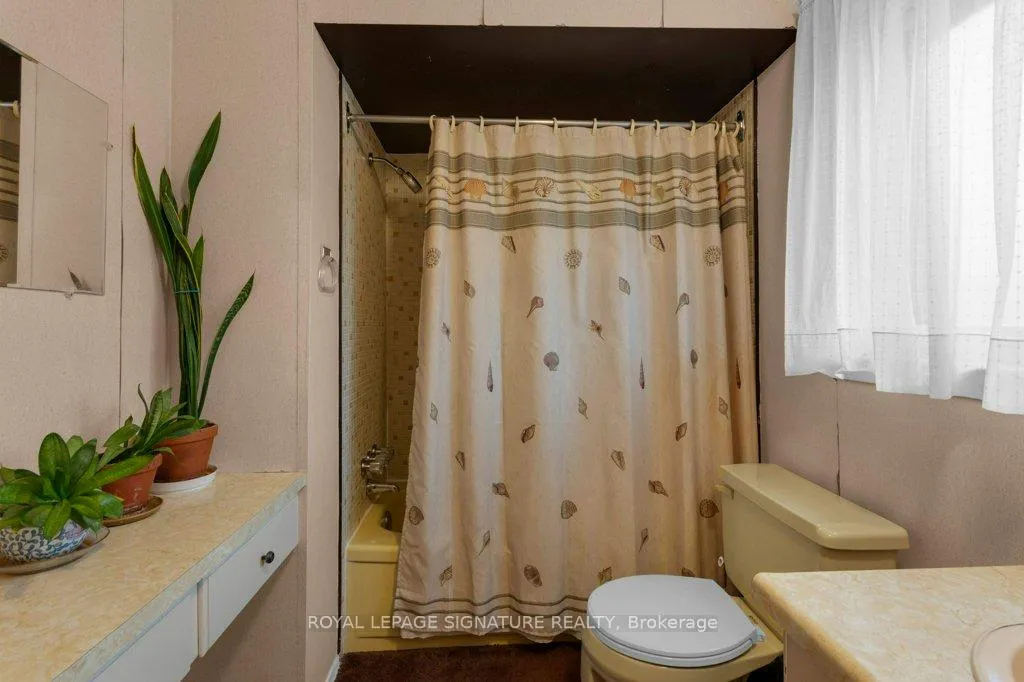 Photo 25 of 28 Stately Way, Markham, Royal Orchard — HOMEH