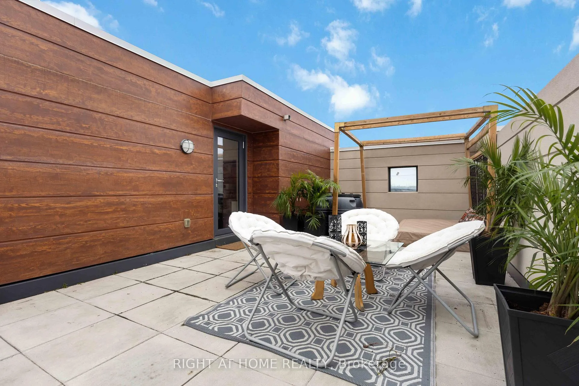 Photo 28 of Unit Th 8, 1245 Bayly Street, Pickering, Bay Ridges — HOMEH